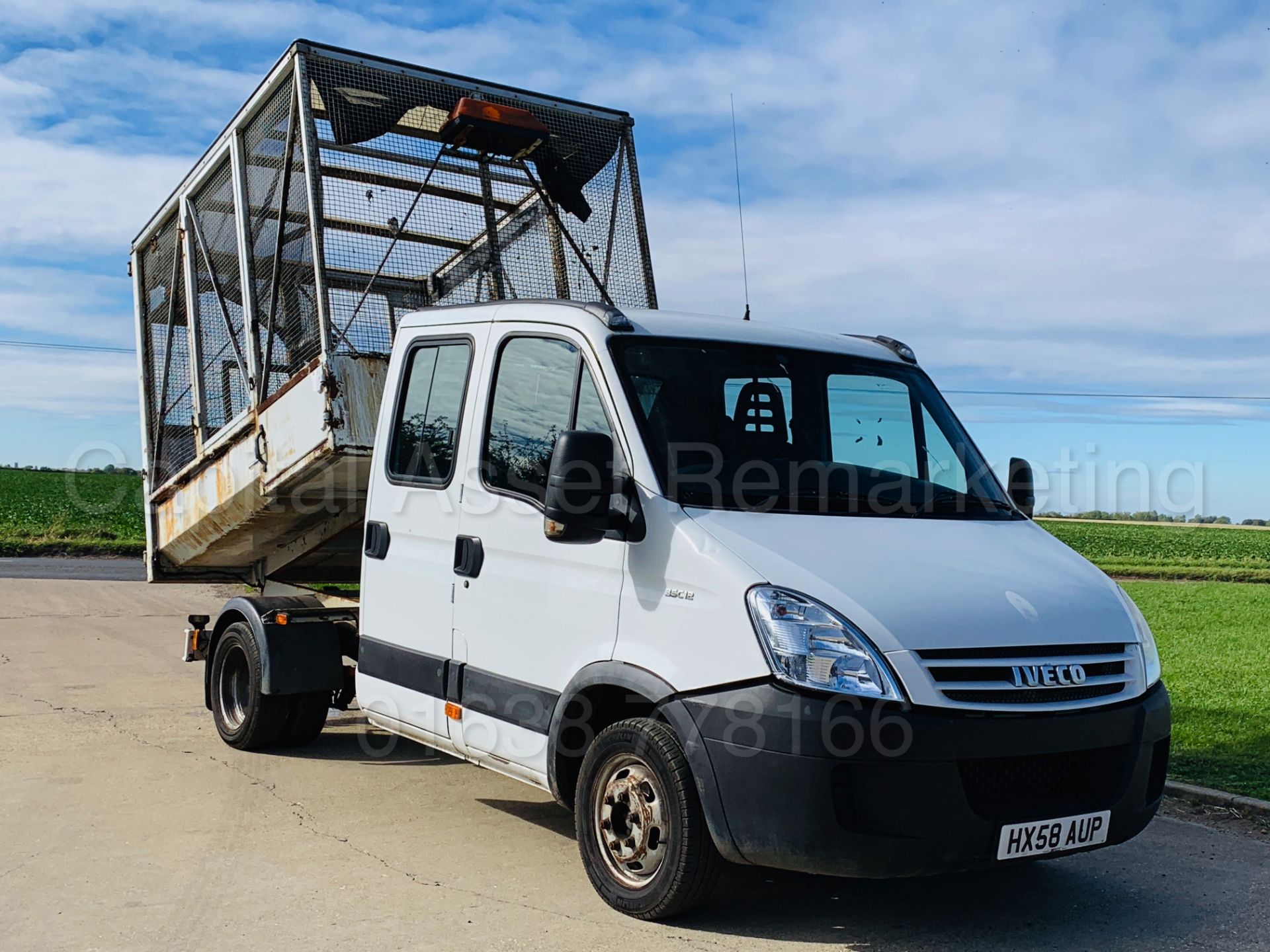 IVECO DAILY 35C12 *D/CAB - TIPPER* (2009 MODEL) '2.3 DIESEL - 115 BHP - 5 SPEED' **LOW MILES** - Image 11 of 29