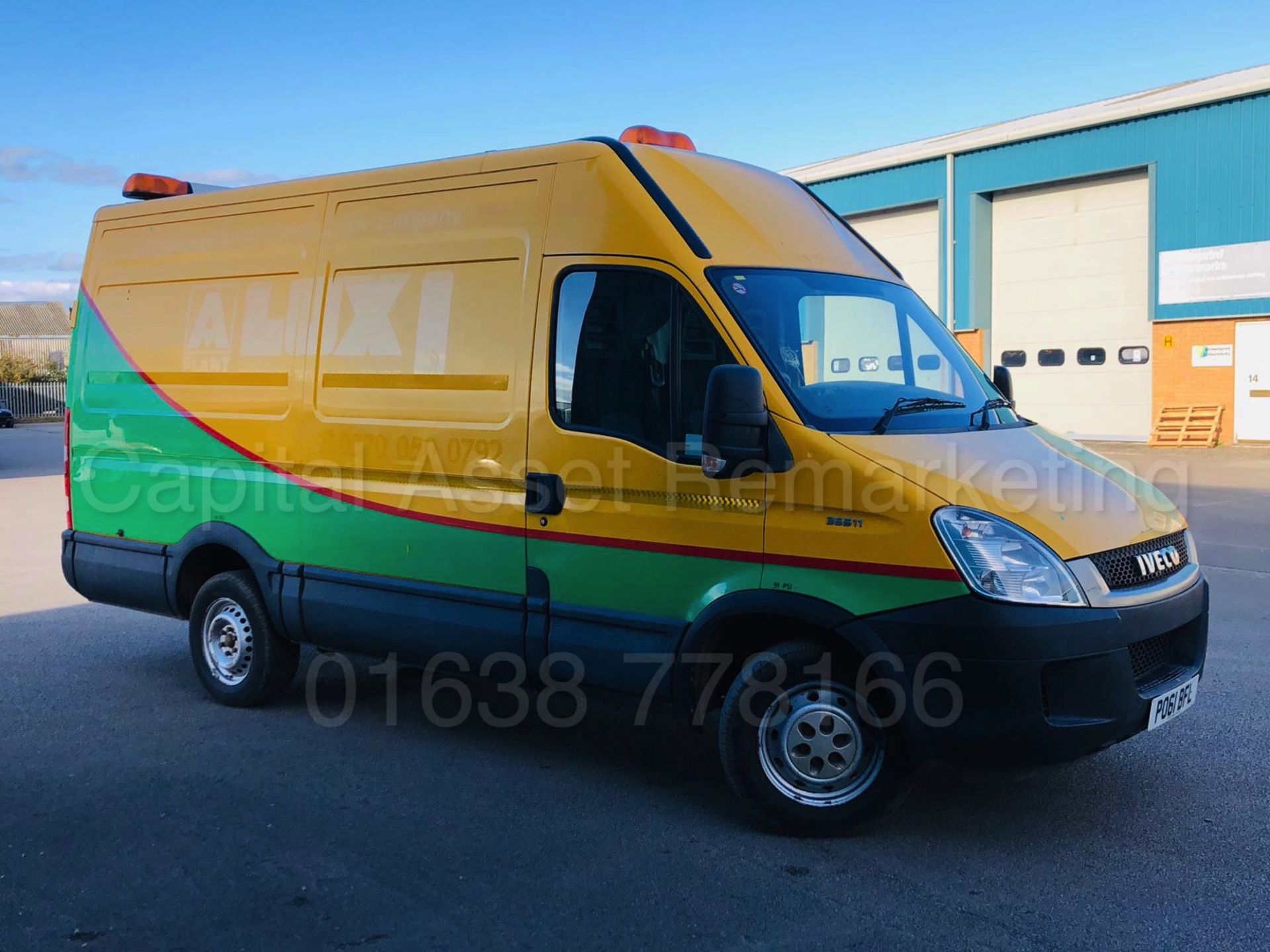 IVECO DAILY 35S11 *MWB HI ROOF - PANEL VAN* (2012 MODEL) '2.3 DIESEL - 106 BHP - 5 SPEED' - Bild 8 aus 24