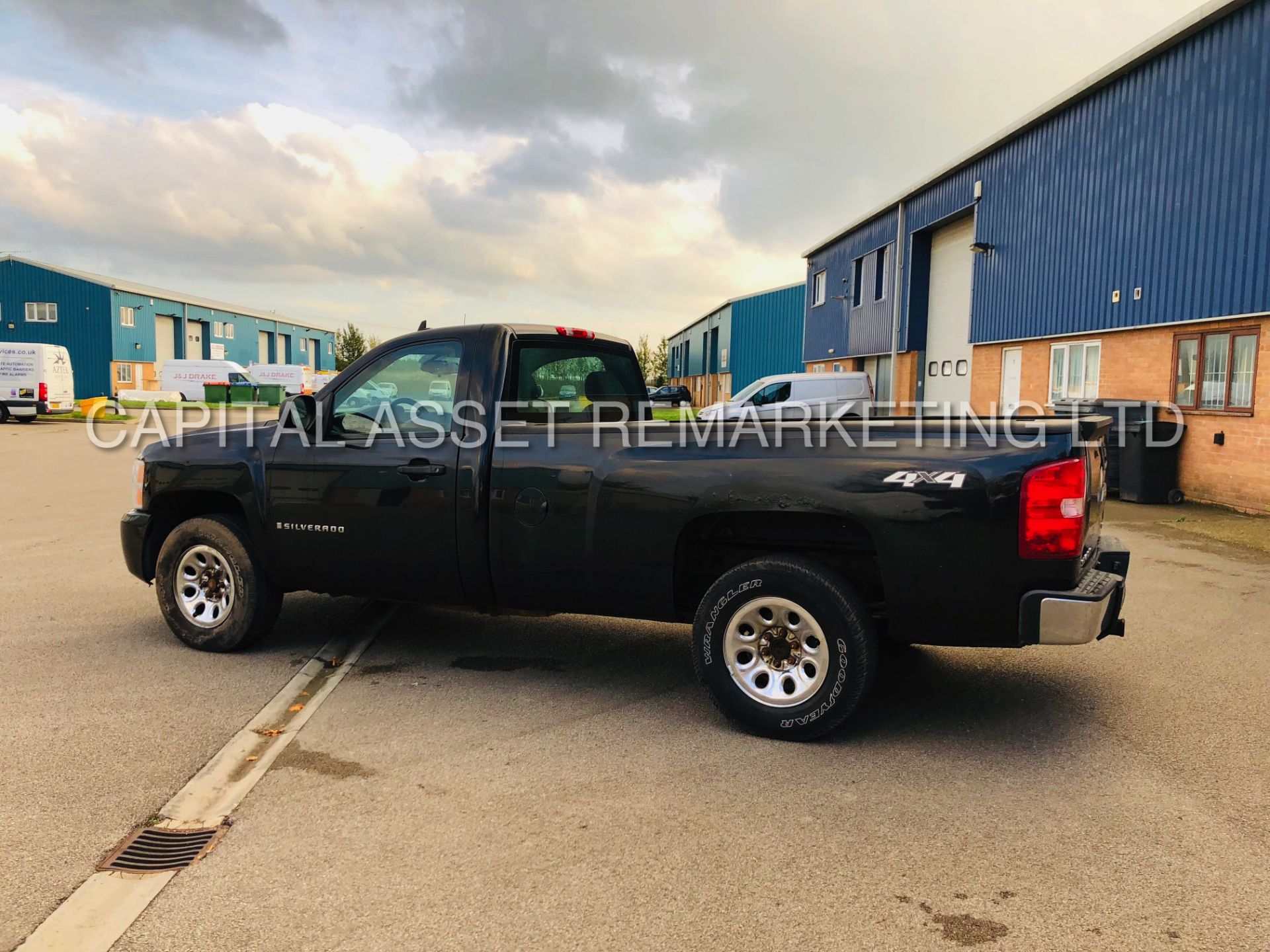 CHEVROLET SILVERADO 1500 *4X4* SINGLE CAB PICK-UP (2009) '4.8L V8 - AUTOMATIC' - Image 13 of 29