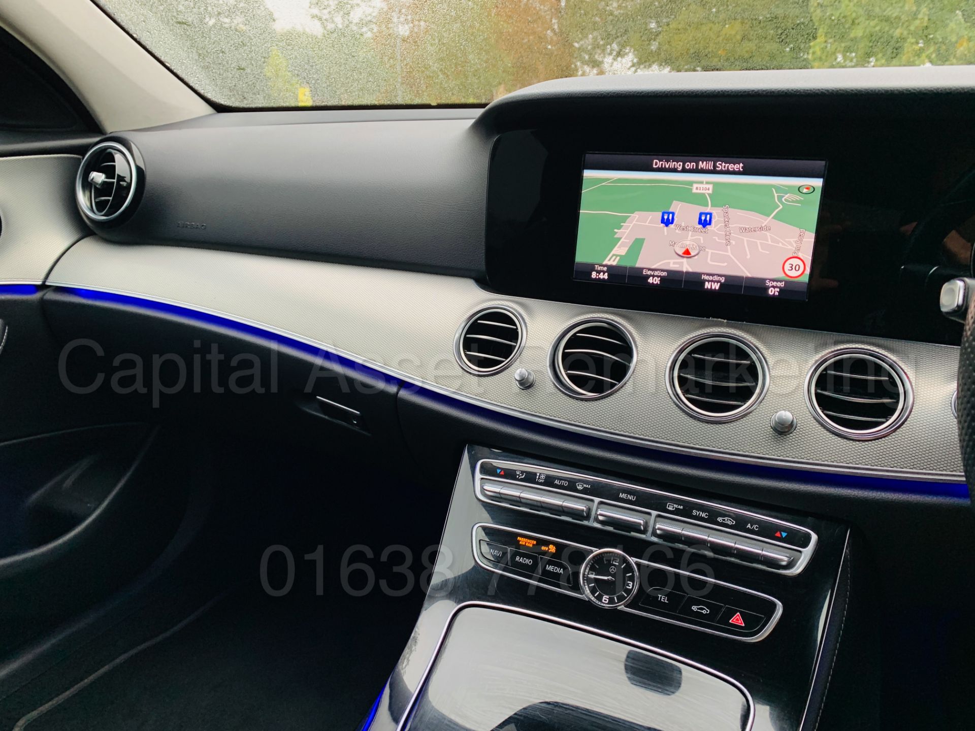 MERCEDES-BENZ E220D SALOON (2016) '9-G TRONIC AUTO - LEATHER - SAT NAV' *MASSIVE SPEC* (NEW MODEL) - Image 36 of 44