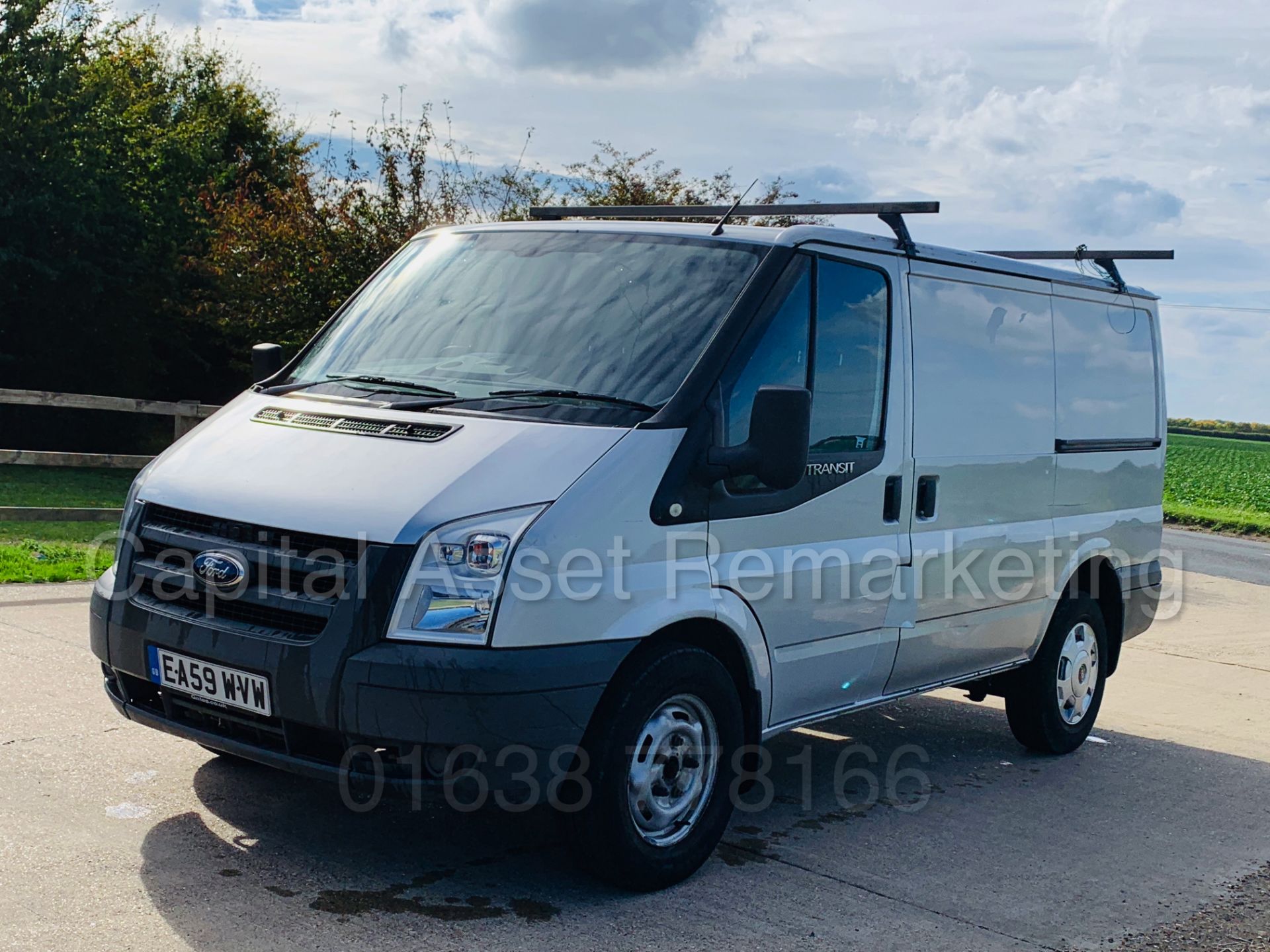 FORD TRANSIT 115 T280 SWB (2010 MODEL) '2.2 TDCI - ECO-NETIC - 115 BHP - 6 SPEED' **AIR CON** - Bild 2 aus 32