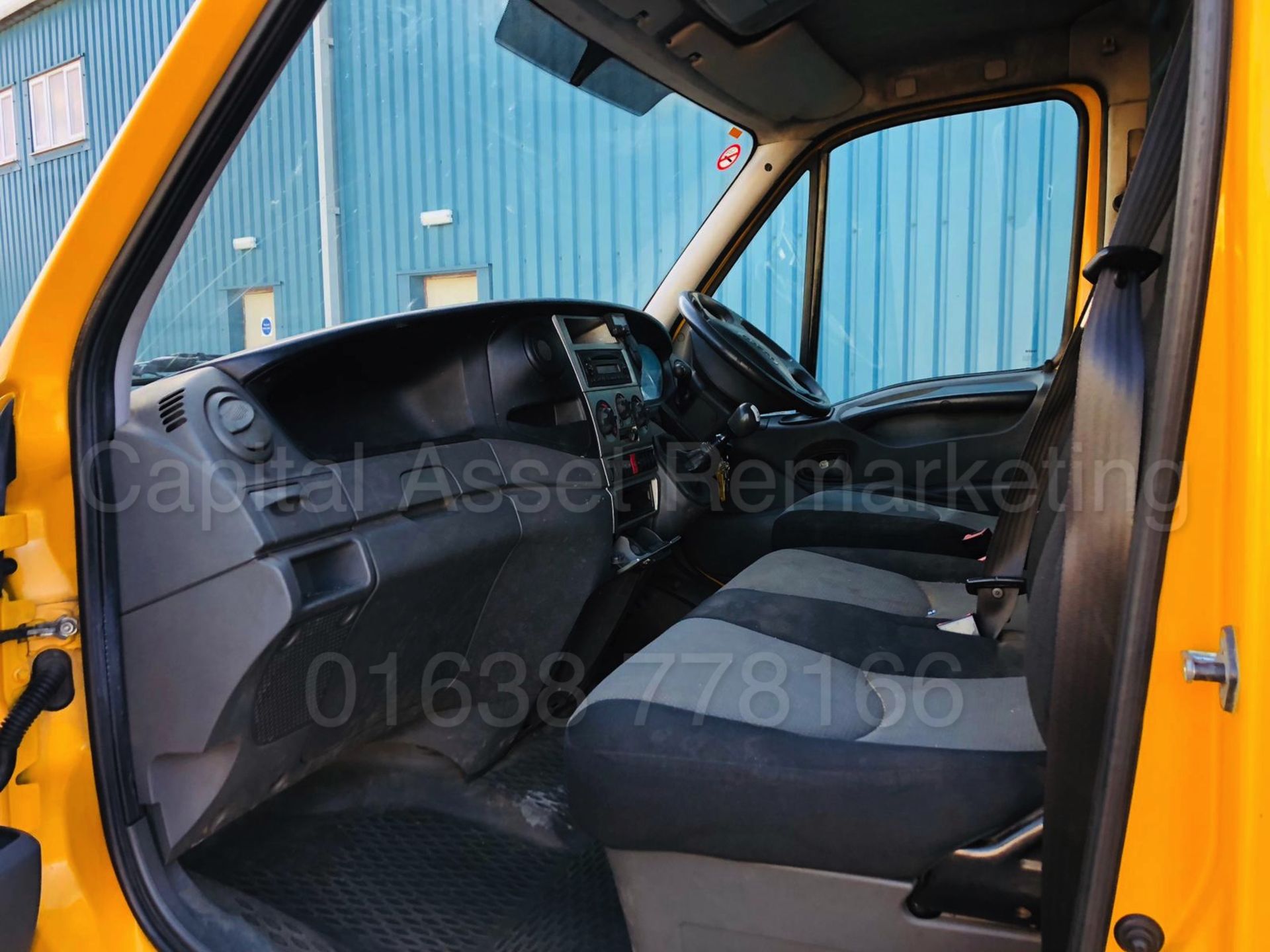 IVECO DAILY 35S11 *MWB HI ROOF - PANEL VAN* (2012 MODEL) '2.3 DIESEL - 106 BHP - 5 SPEED' - Image 15 of 24