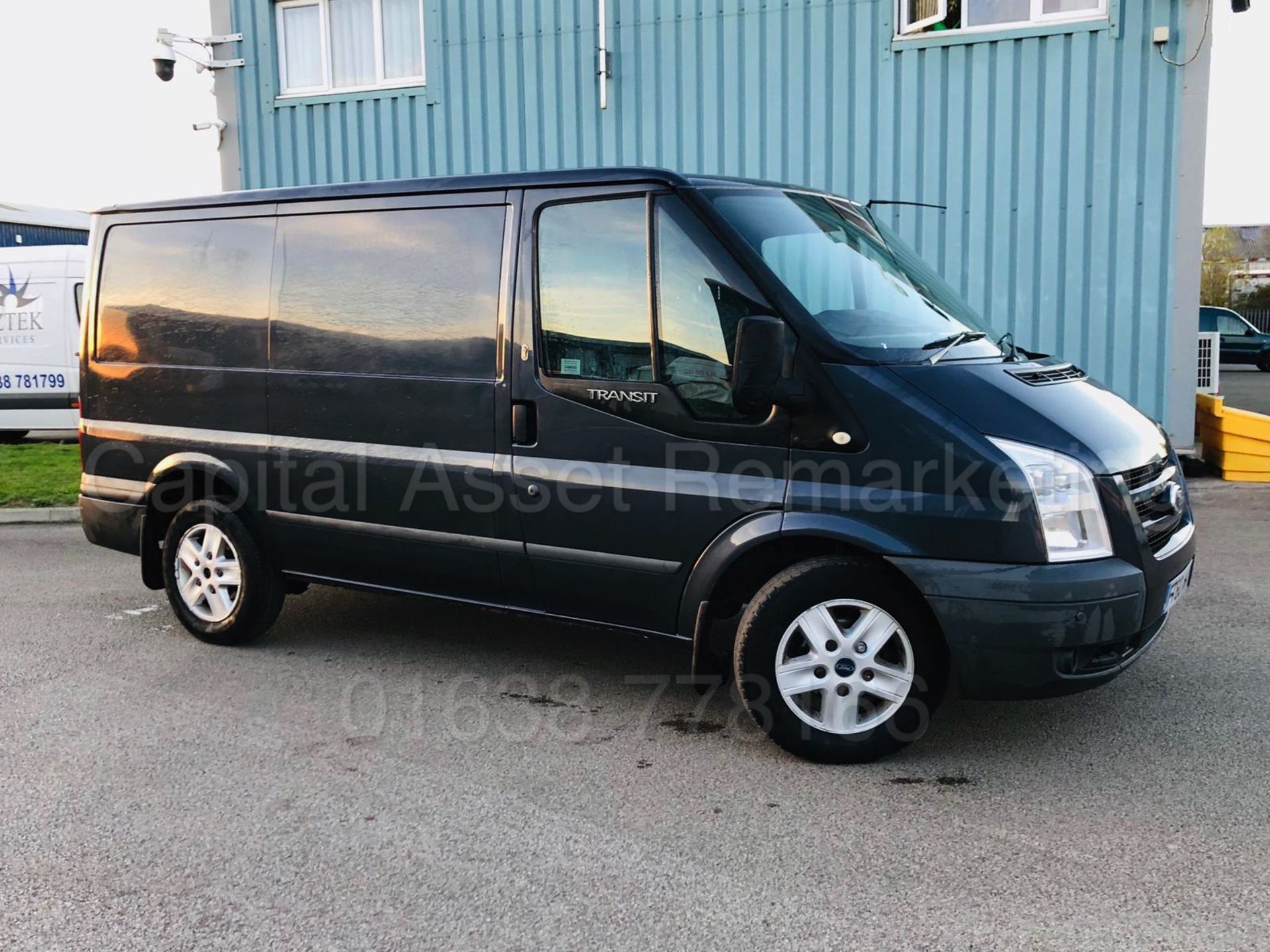 FORD TRANSIT 115 T260S *LIMITED EDITION* (2011 MODEL) '2.2 TDCI - 115 BHP - 6 SPEED' **AIR CON** - Bild 2 aus 34