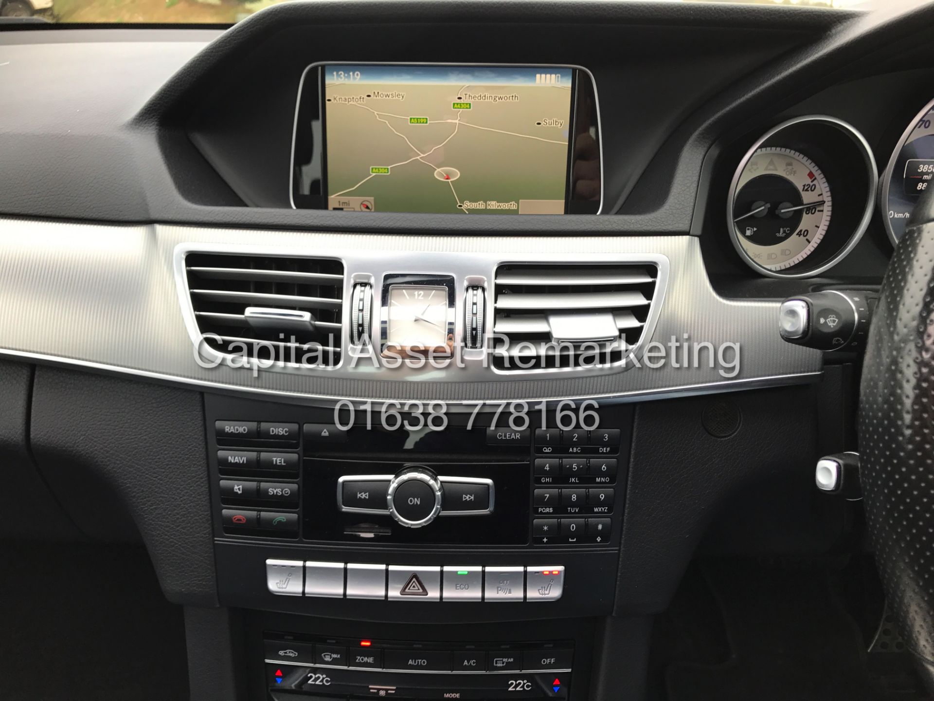 MERCEDES E220D "AMG LINE PREMIUM" 7G AUTO (15 REG) FULLY LOADED - SAT NAV - PAN ROOF -1 OWNER *LOOK* - Image 20 of 31