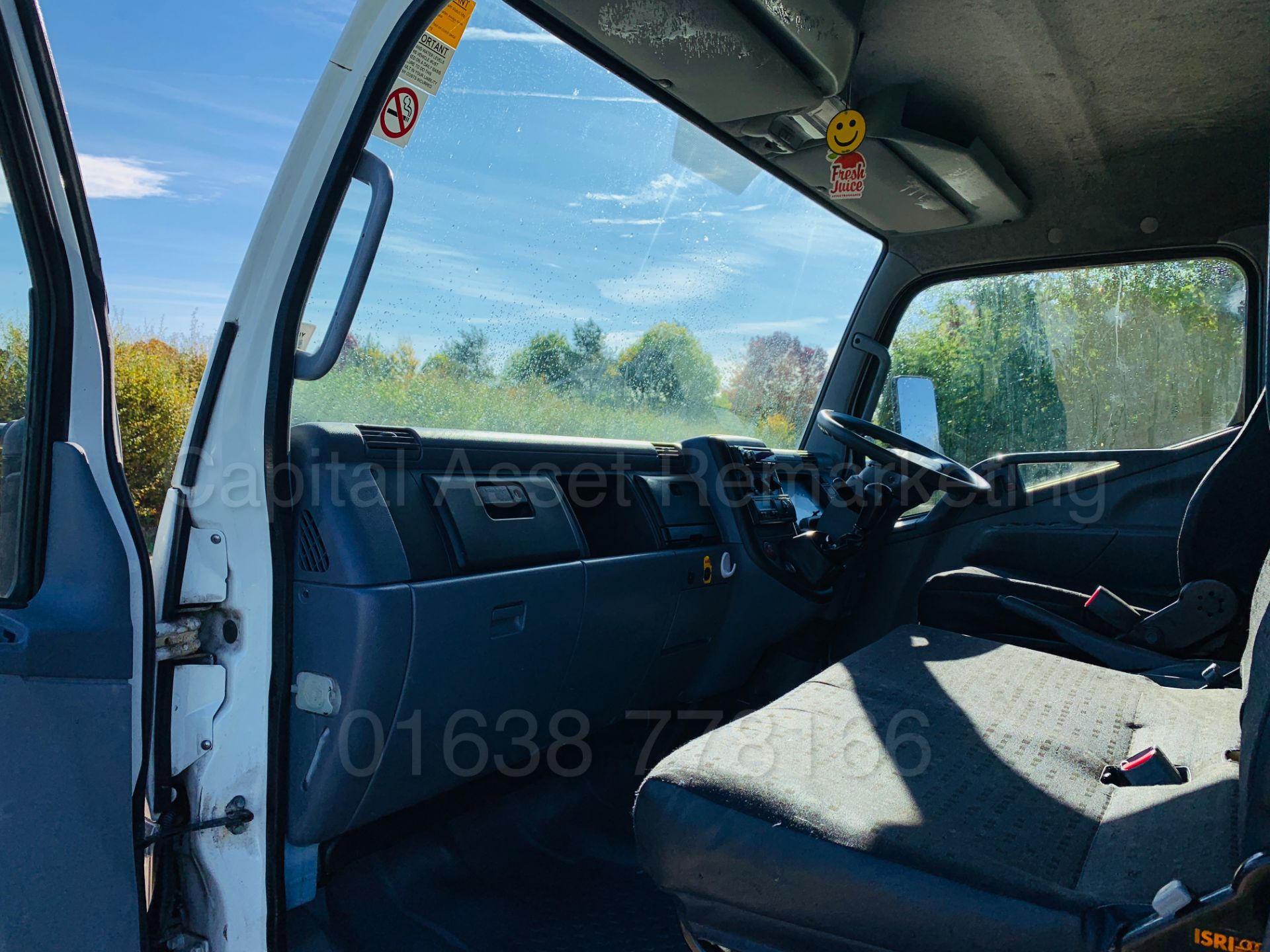 MITSUBISHI FUSO CANTER 7C18 *LWB - 20FT DROPSIDE* (2011) '3.0 DIESEL - AD BLUE - 6 SPEED' (NO VAT) - Bild 23 aus 36