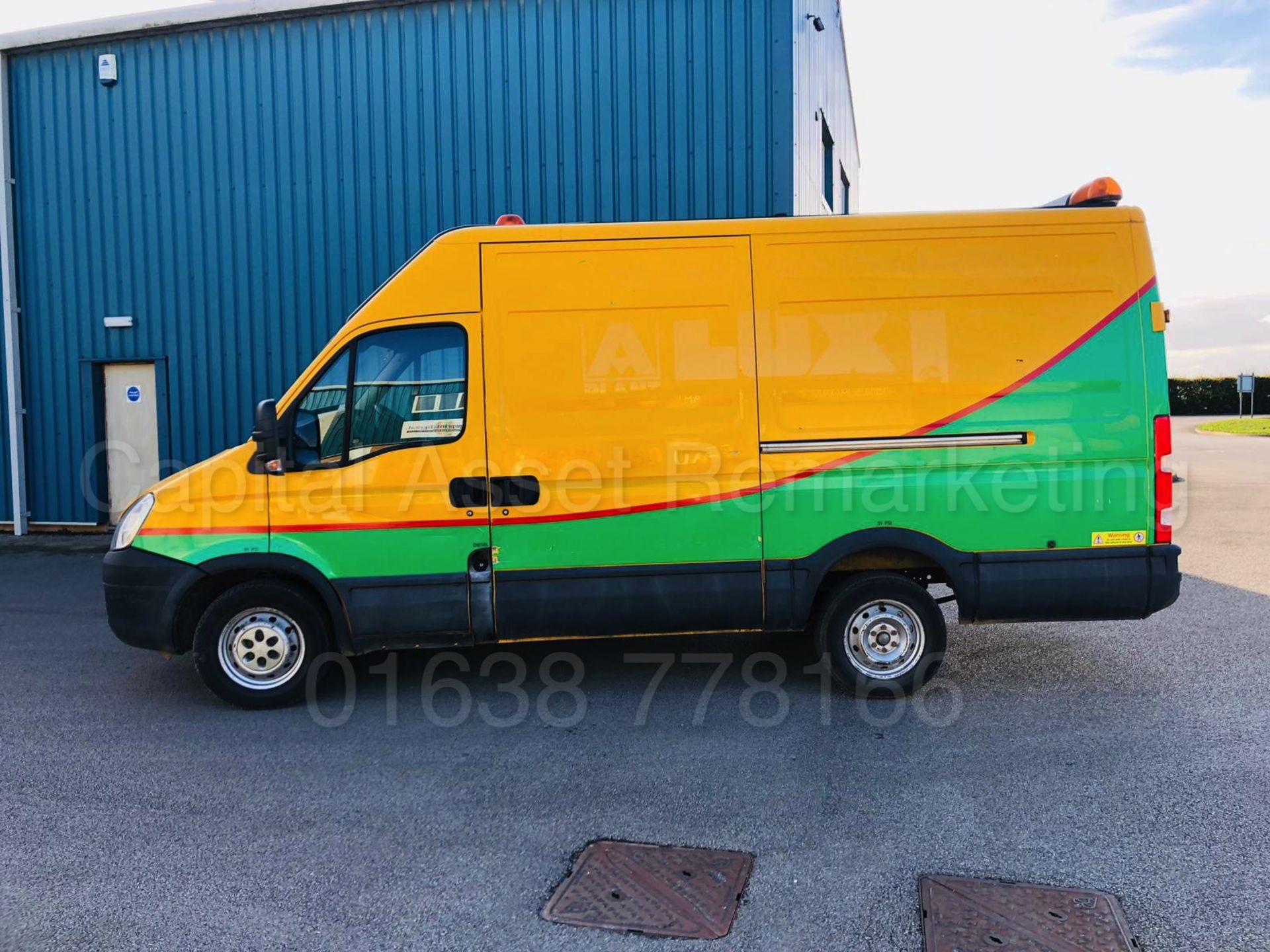 IVECO DAILY 35S11 *MWB HI ROOF - PANEL VAN* (2012 MODEL) '2.3 DIESEL - 106 BHP - 5 SPEED' - Bild 3 aus 24