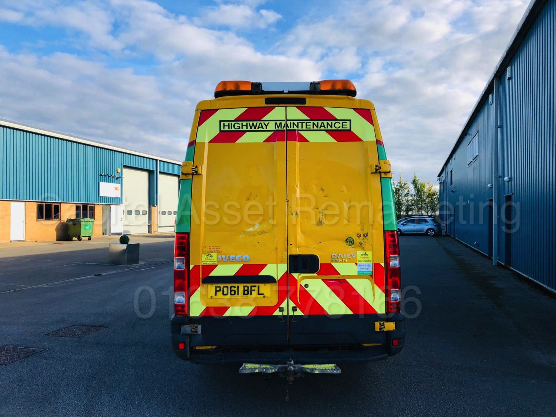 IVECO DAILY 35S11 *MWB HI ROOF - PANEL VAN* (2012 MODEL) '2.3 DIESEL - 106 BHP - 5 SPEED' - Image 5 of 24