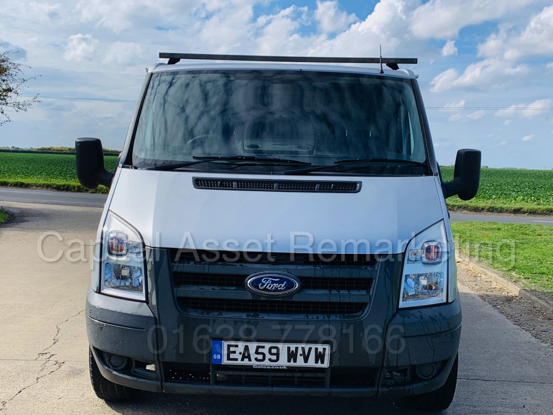 FORD TRANSIT 115 T280 SWB (2010 MODEL) '2.2 TDCI - ECO-NETIC - 115 BHP - 6 SPEED' **AIR CON** - Image 12 of 32