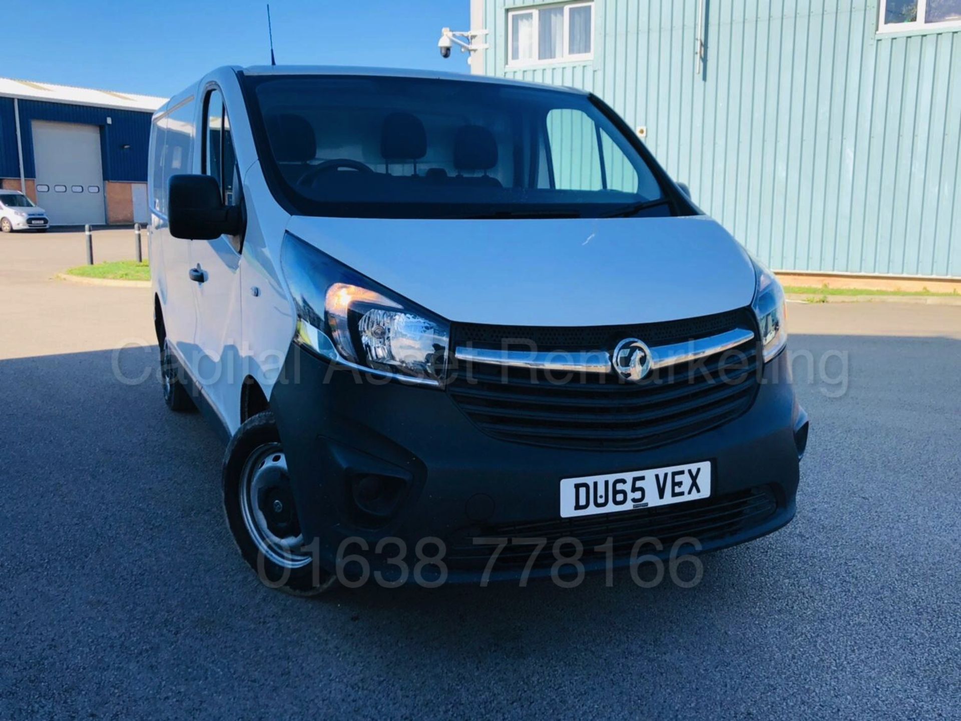 (On Sale) VAUXHALL VIVARO 2900 *PANEL VAN* (2016 MODEL) '1.6 CDTI - 115 BHP - 6 SPEED' (LOW MILES) - Bild 3 aus 32