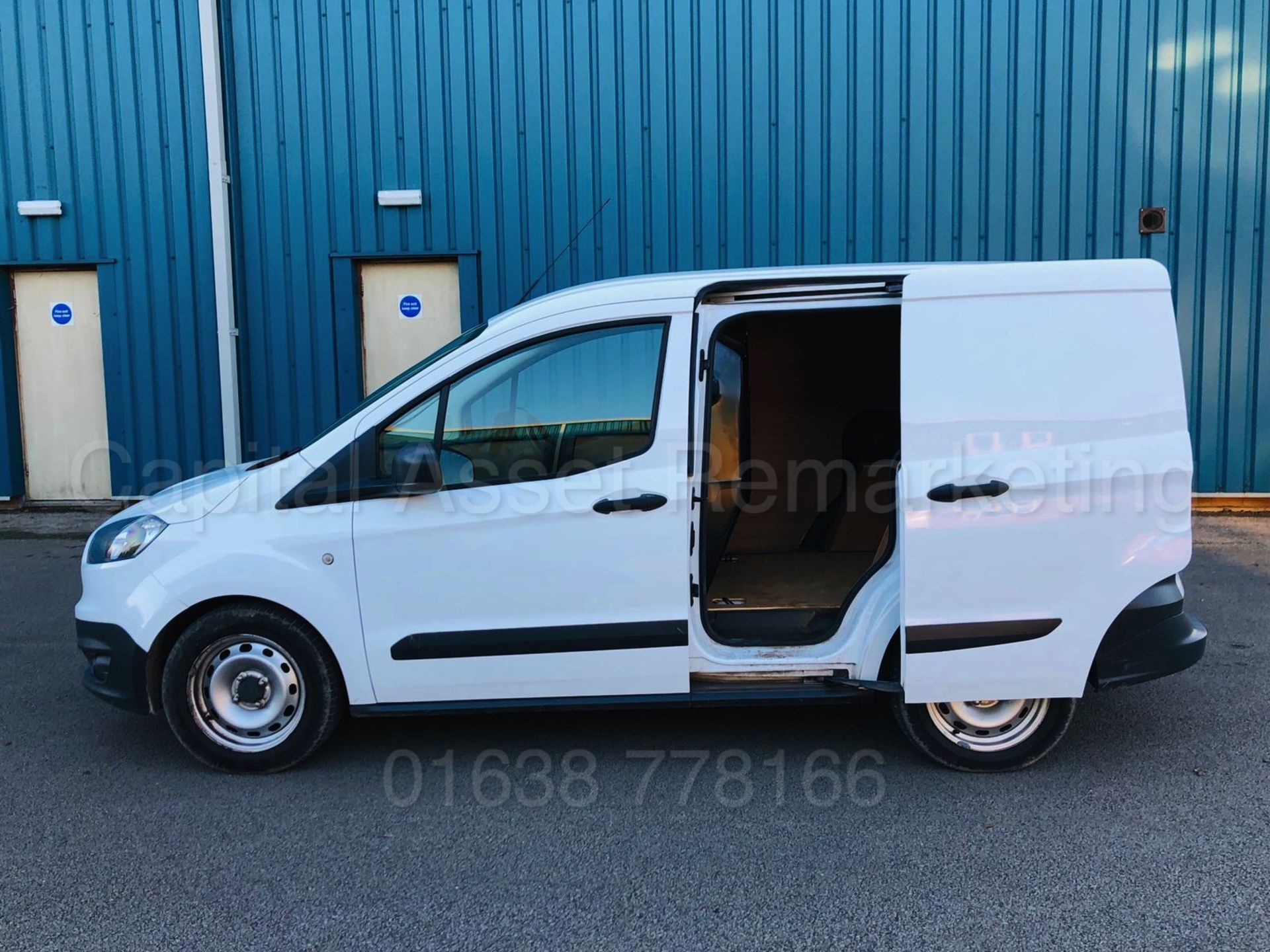 (On Sale) FORD TRANSIT COURIER *BASE EDITION* (2016 MODEL) '1.5 TDCI - 75 BHP - 5 SPEED' (PANEL VAN) - Bild 24 aus 29