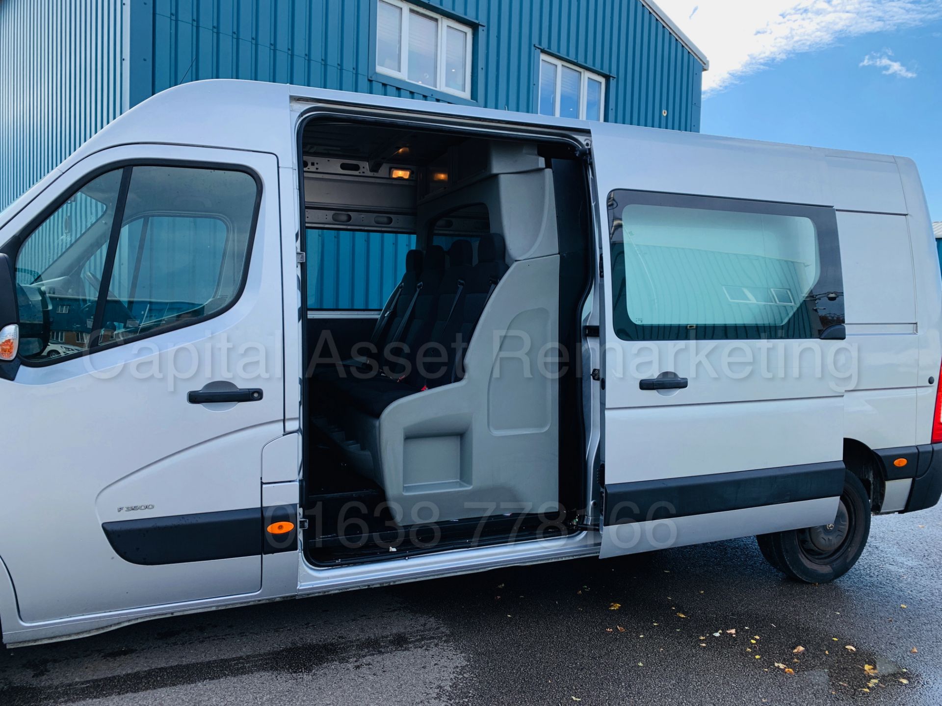 (On Sale) VAUXHALL MOVANO F3500 *LWB - 7 SEATER CREW VAN* (2013) '2.3 CDTI - 6 SPEED' (NO VAT) - Bild 19 aus 38