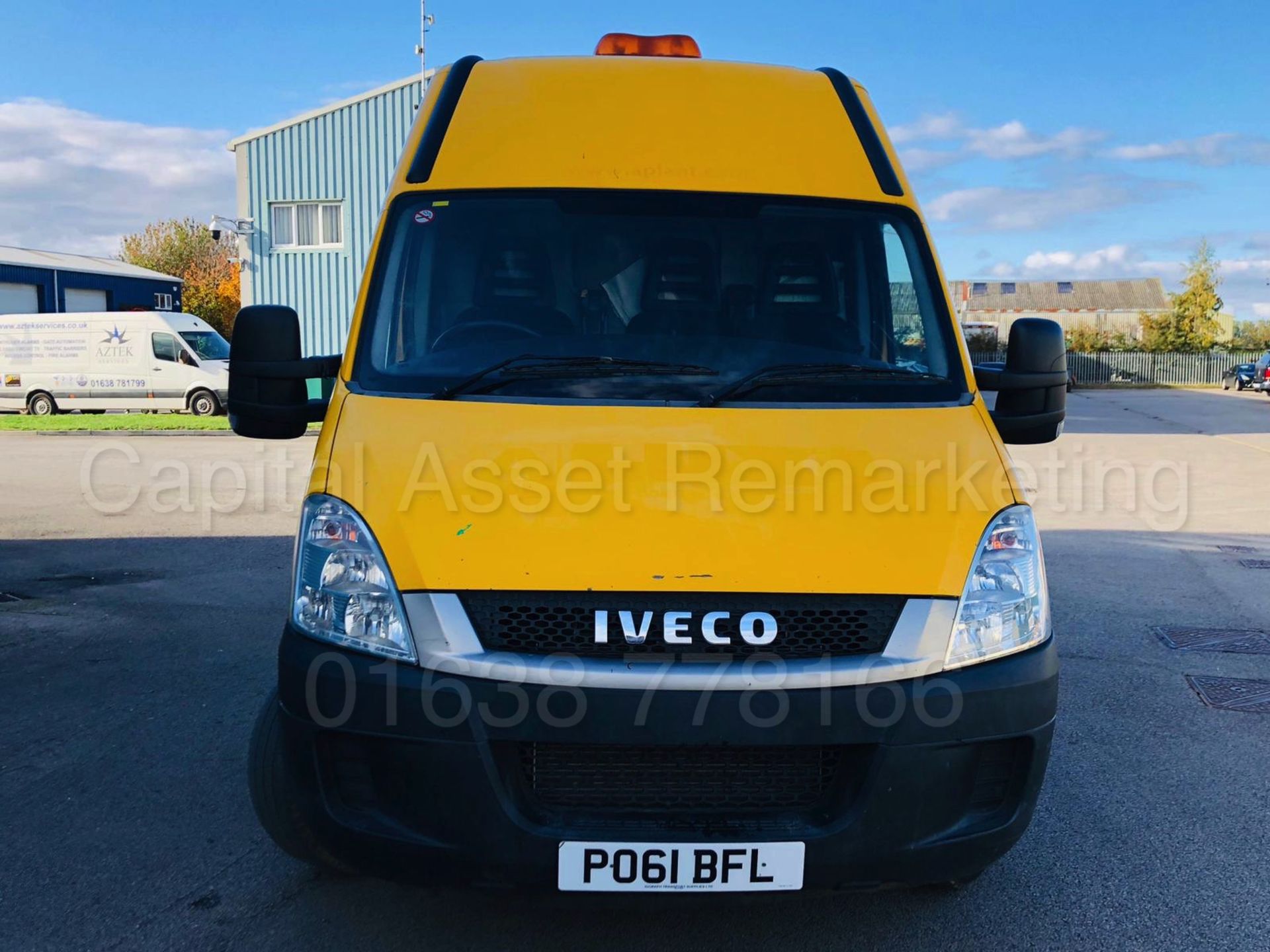 IVECO DAILY 35S11 *MWB HI ROOF - PANEL VAN* (2012 MODEL) '2.3 DIESEL - 106 BHP - 5 SPEED' - Bild 11 aus 24