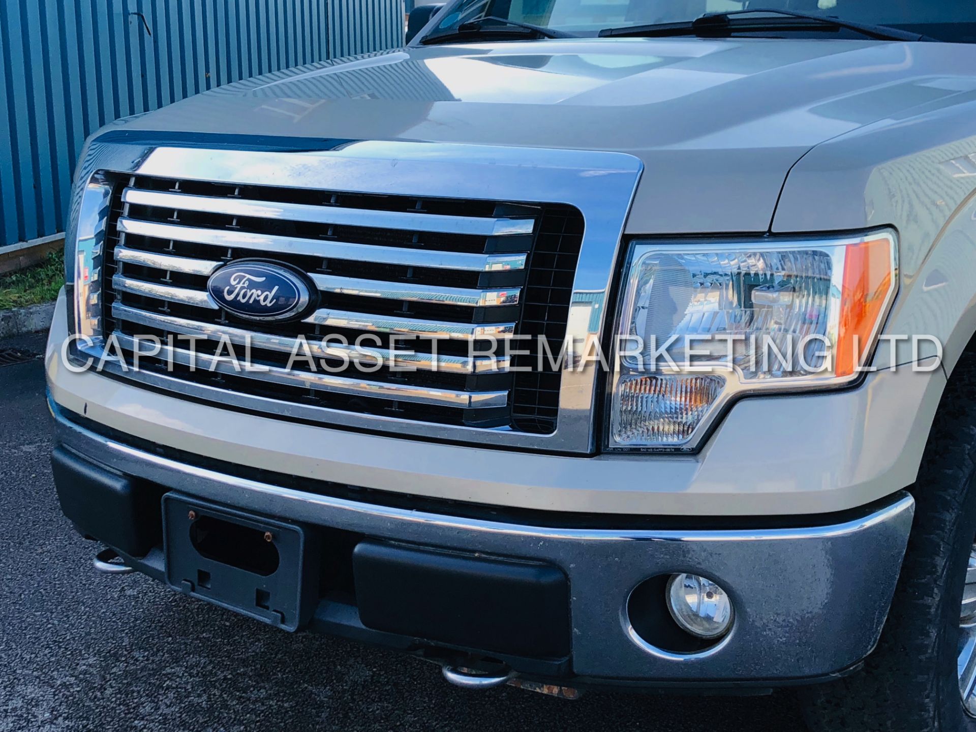 FORD F-150 *XTR / XLT EDITION* SUPER CREW CAB PICK-UP (2010) '4.6L V8 - AUTOMATIC' **6 SEATER** - Image 9 of 52