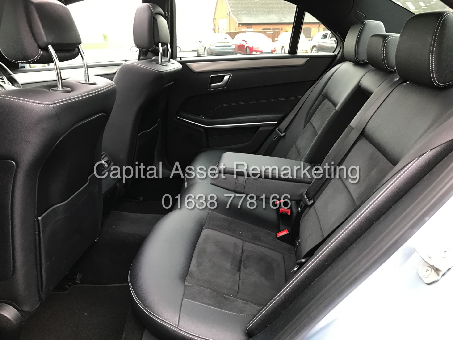 MERCEDES E220D "AMG LINE PREMIUM" 7G AUTO (15 REG) FULLY LOADED - SAT NAV - PAN ROOF -1 OWNER *LOOK* - Image 31 of 31