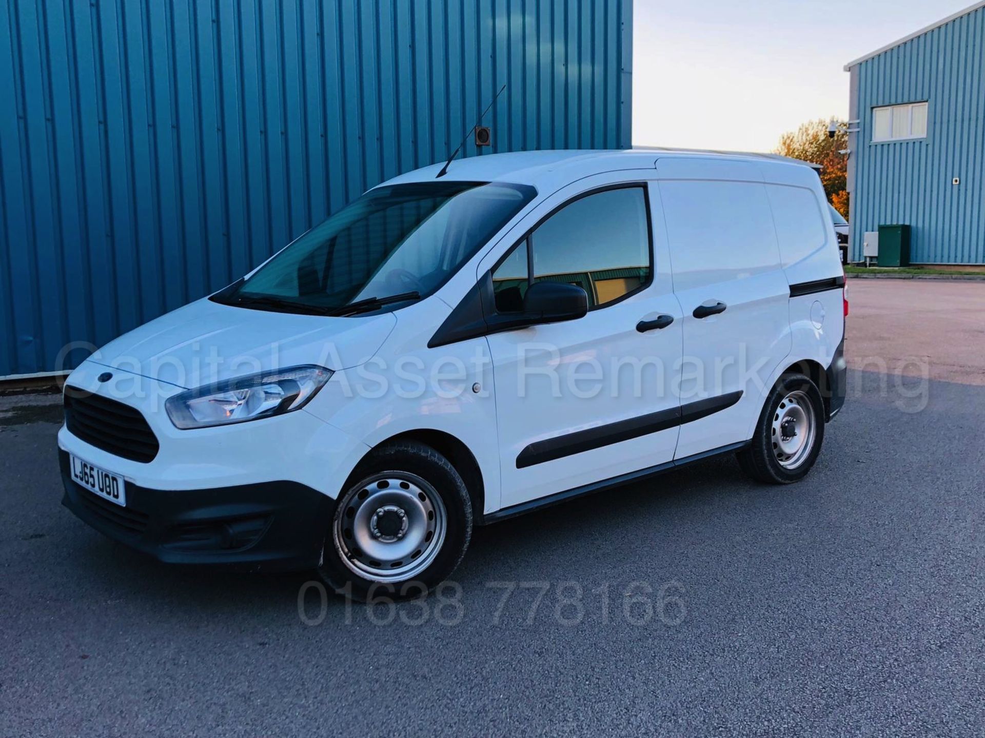 (On Sale) FORD TRANSIT COURIER *BASE EDITION* (2016 MODEL) '1.5 TDCI - 75 BHP - 5 SPEED' (PANEL VAN) - Bild 2 aus 29