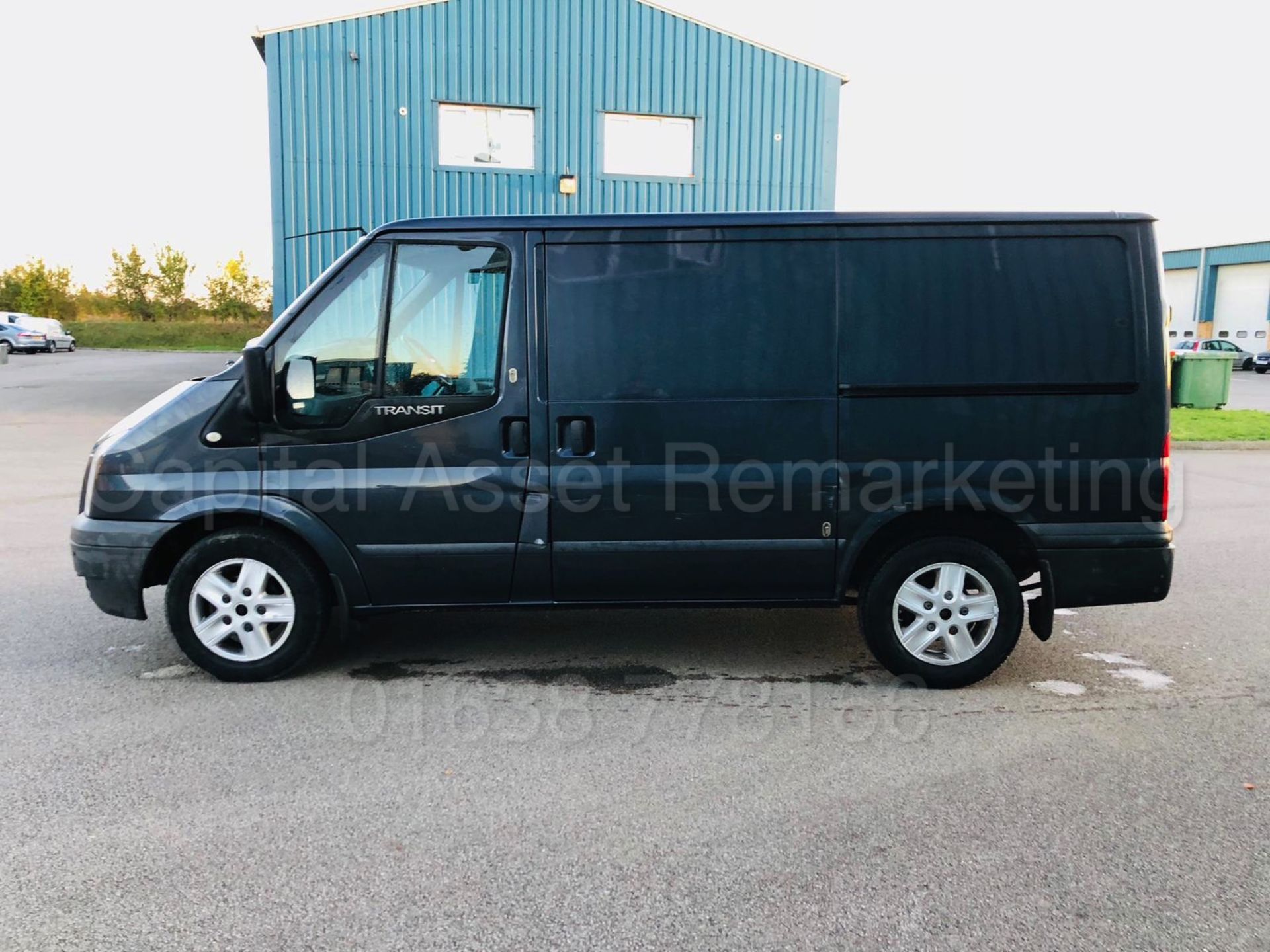 FORD TRANSIT 115 T260S *LIMITED EDITION* (2011 MODEL) '2.2 TDCI - 115 BHP - 6 SPEED' **AIR CON** - Bild 8 aus 34