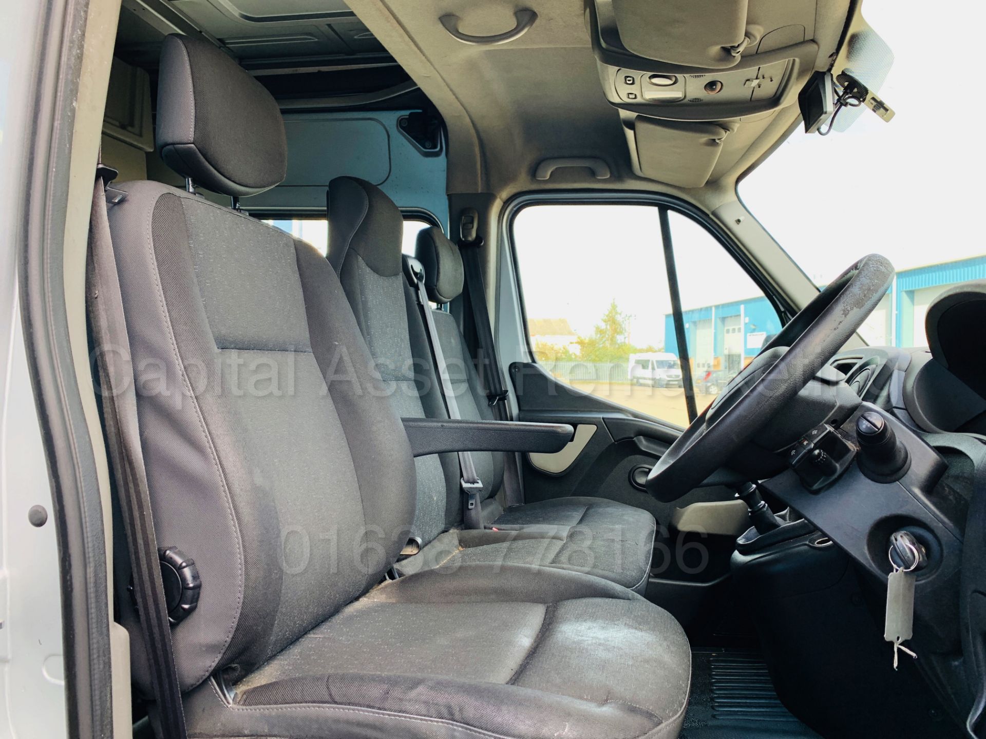 (On Sale) VAUXHALL MOVANO F3500 *LWB - 7 SEATER CREW VAN* (2013) '2.3 CDTI - 6 SPEED' (NO VAT) - Bild 26 aus 38