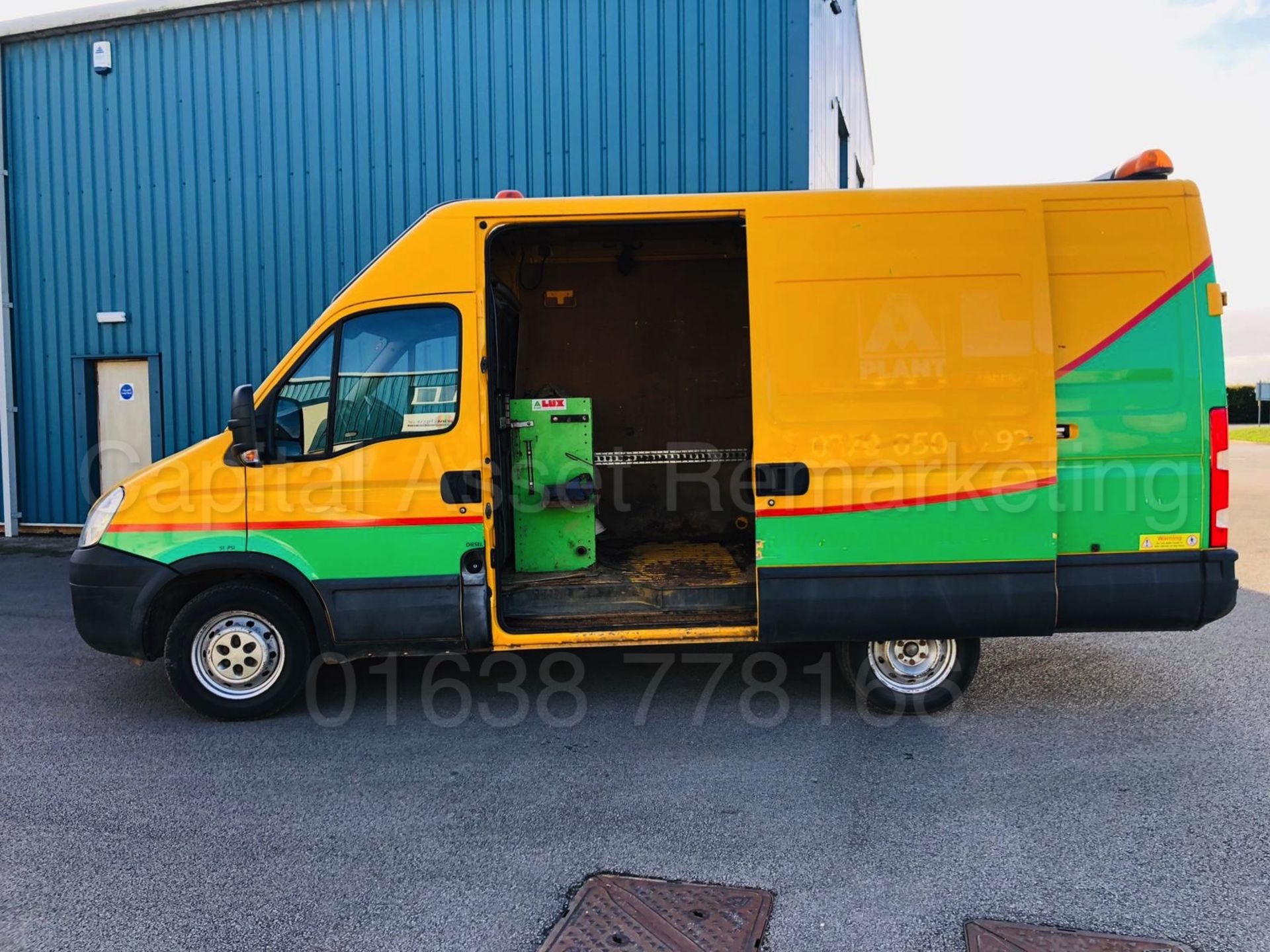 (On Sale) IVECO DAILY 35S11 *MWB HI ROOF - PANEL VAN* (2012 MODEL) '2.3 DIESEL - 106 BHP - 5 SPEED' - Image 18 of 24