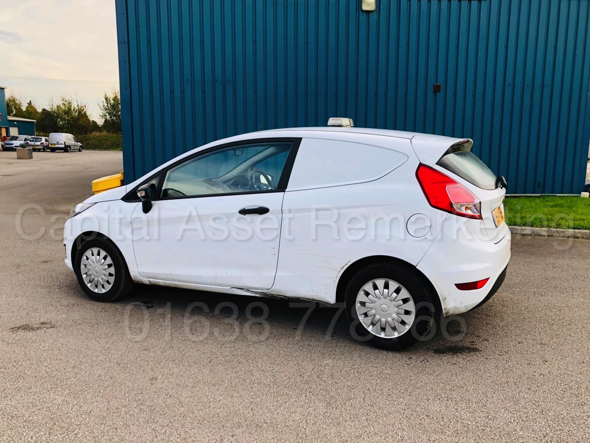 (On Sale) FORD FIESTA *TECH EDITION* LCV - PANEL VAN (2014) '1.6 TDCI - 5 SPEED' (STOP / START) - Image 9 of 28