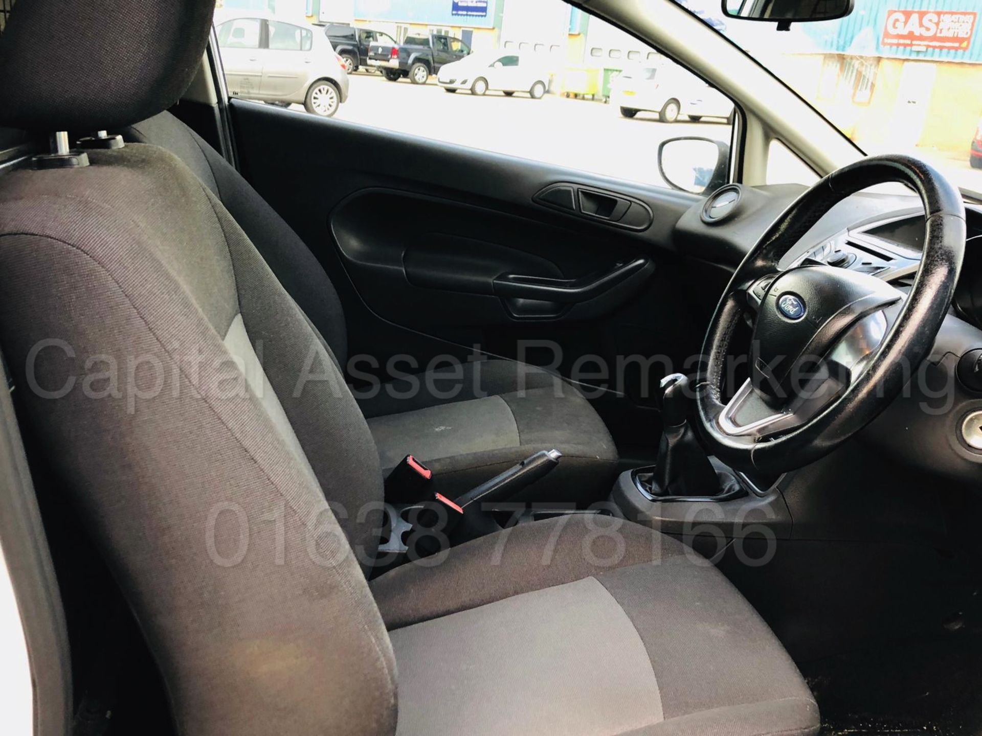 (On Sale) FORD FIESTA *TECH EDITION* LCV - PANEL VAN (2014) '1.6 TDCI - 5 SPEED' (STOP / START) - Image 21 of 28