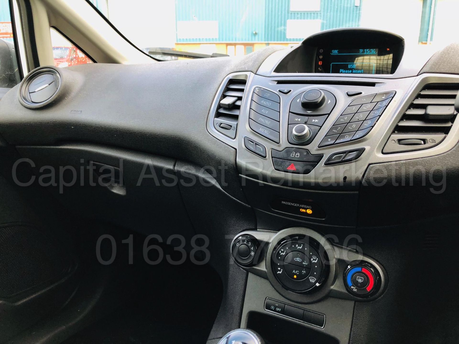 (On Sale) FORD FIESTA *TECH EDITION* LCV - PANEL VAN (2014) '1.6 TDCI - 5 SPEED' (STOP / START) - Image 19 of 28