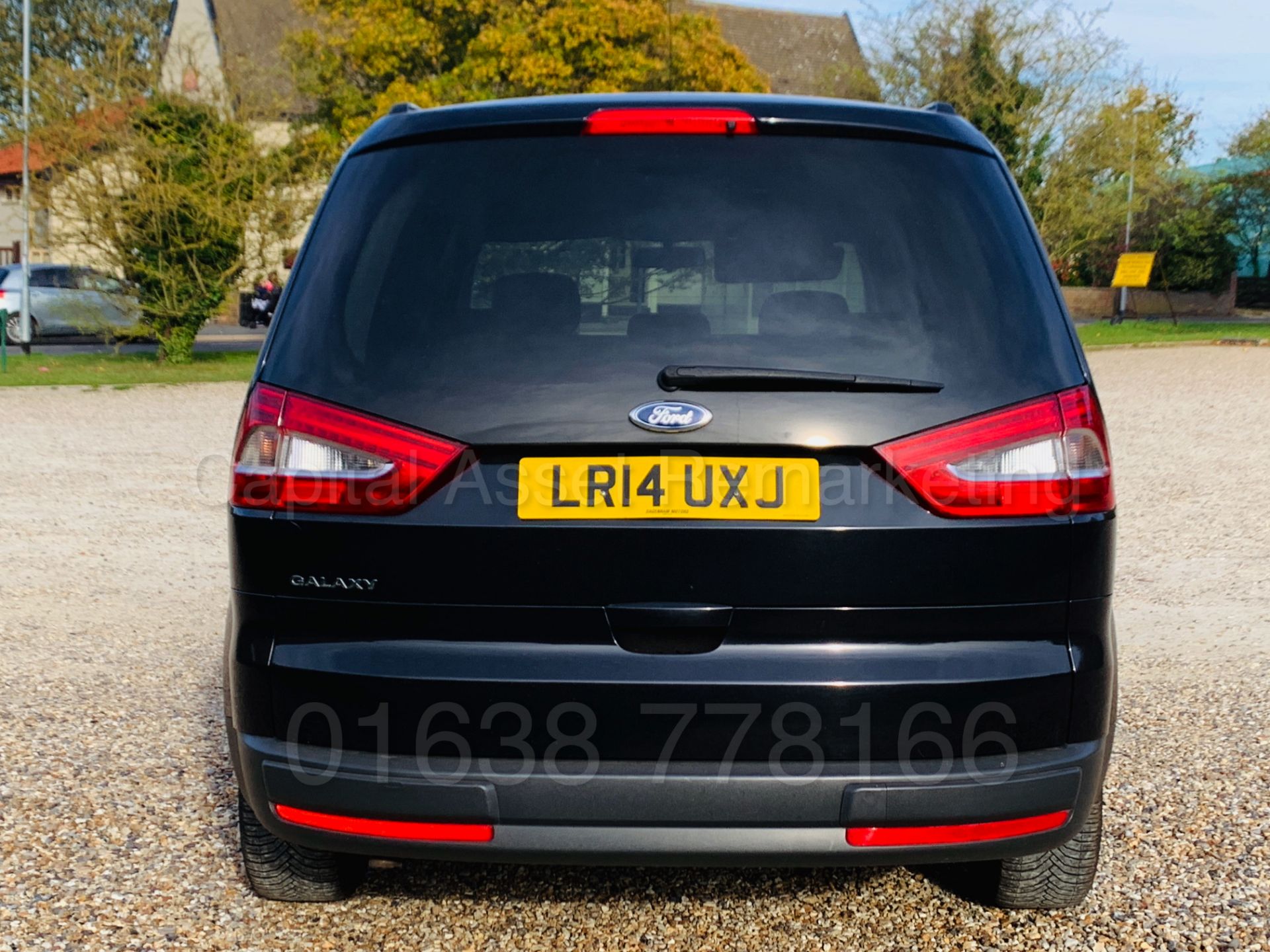 (ON SALE) FORD GALAXY **ZETEC** 7 SEATER MPV (2014) 2.0 TDCI - 140 BHP - AUTO POWER SHIFT (1 OWNER) - Image 9 of 38