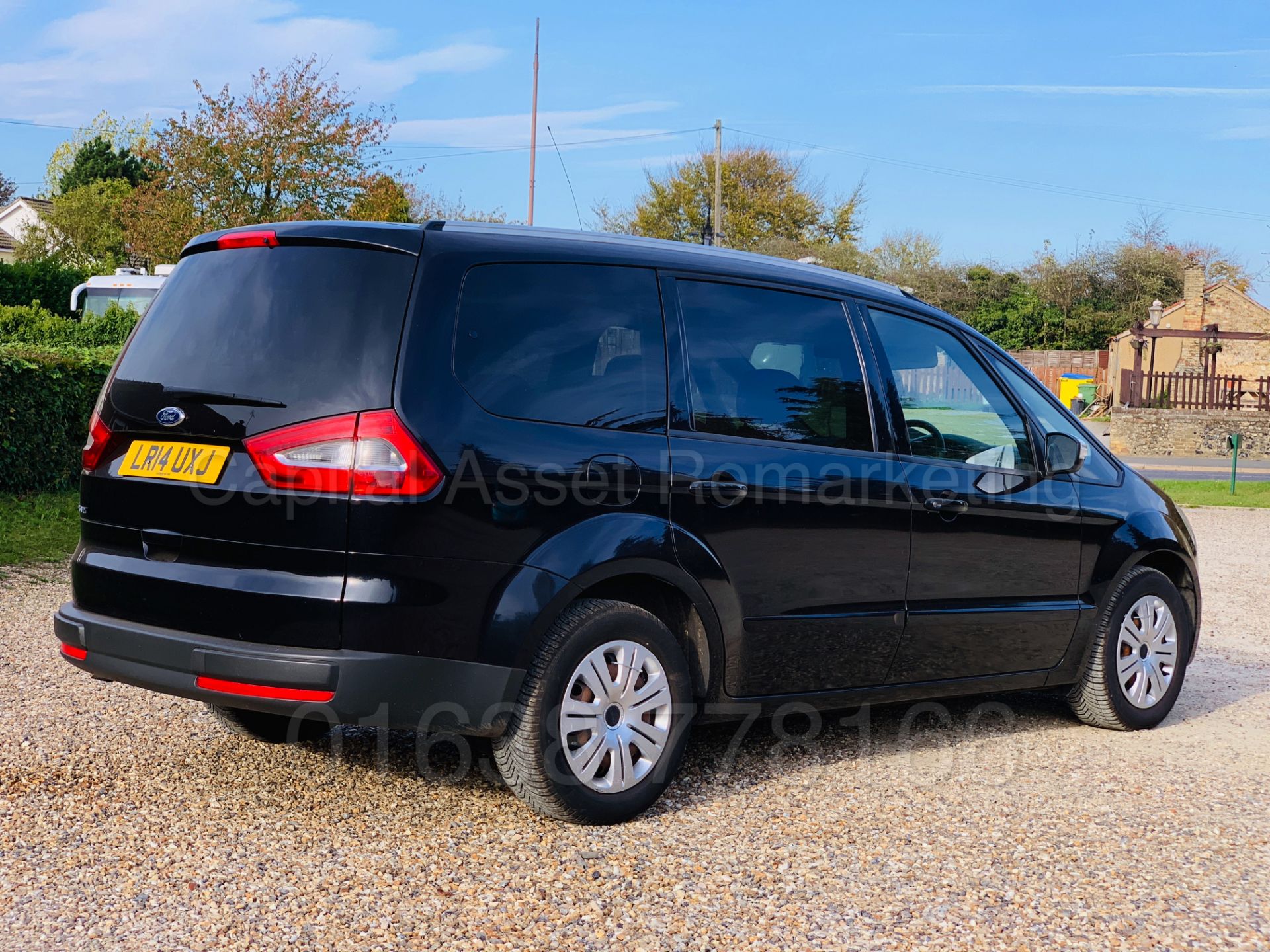 (ON SALE) FORD GALAXY **ZETEC** 7 SEATER MPV (2014) 2.0 TDCI - 140 BHP - AUTO POWER SHIFT (1 OWNER) - Image 11 of 38