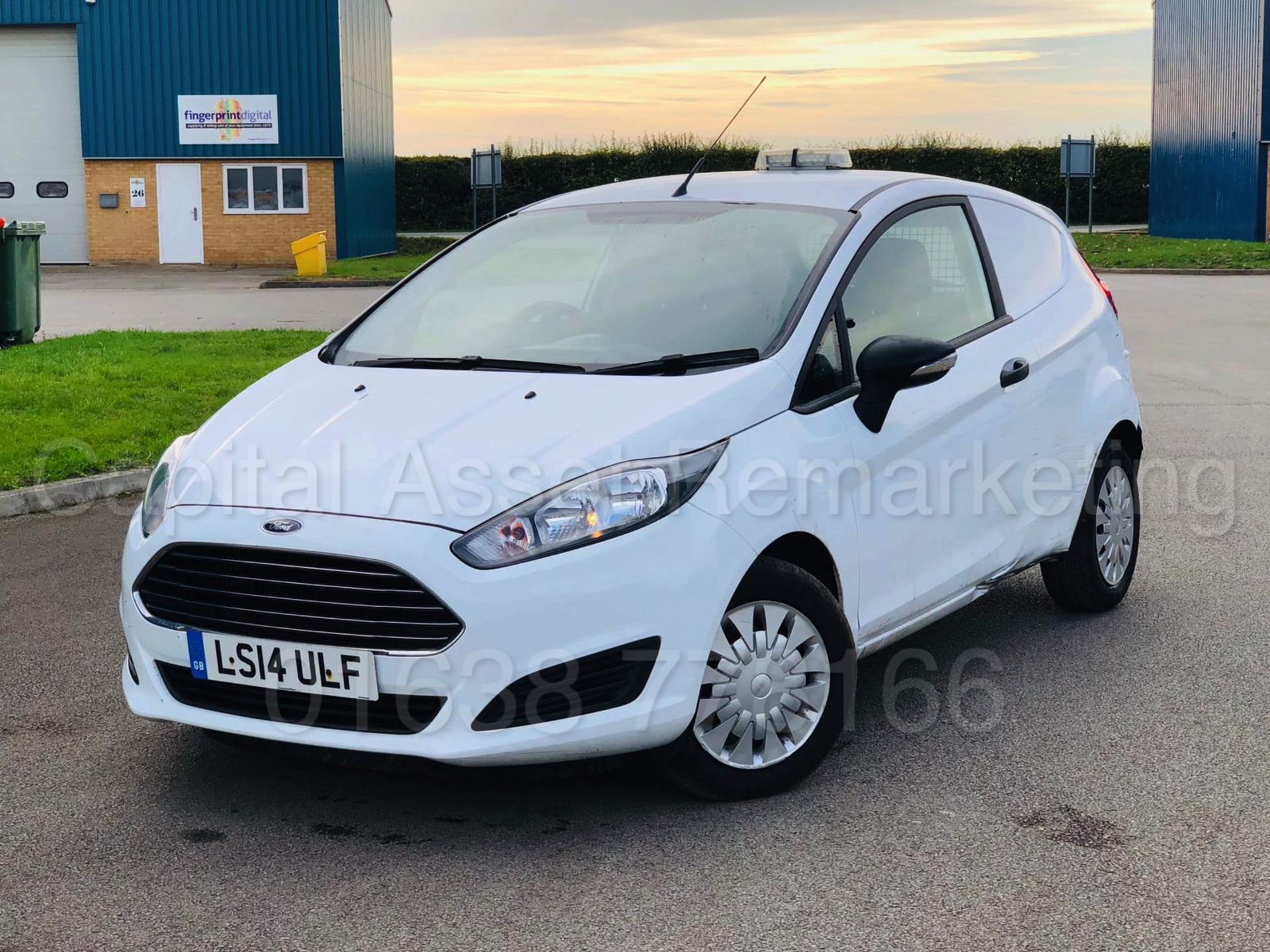 (On Sale) FORD FIESTA *TECH EDITION* LCV - PANEL VAN (2014) '1.6 TDCI - 5 SPEED' (STOP / START) - Image 7 of 28