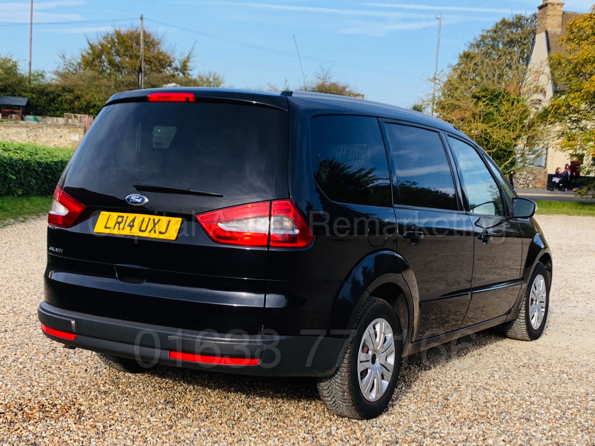 (ON SALE) FORD GALAXY **ZETEC** 7 SEATER MPV (2014) 2.0 TDCI - 140 BHP - AUTO POWER SHIFT (1 OWNER) - Image 10 of 38