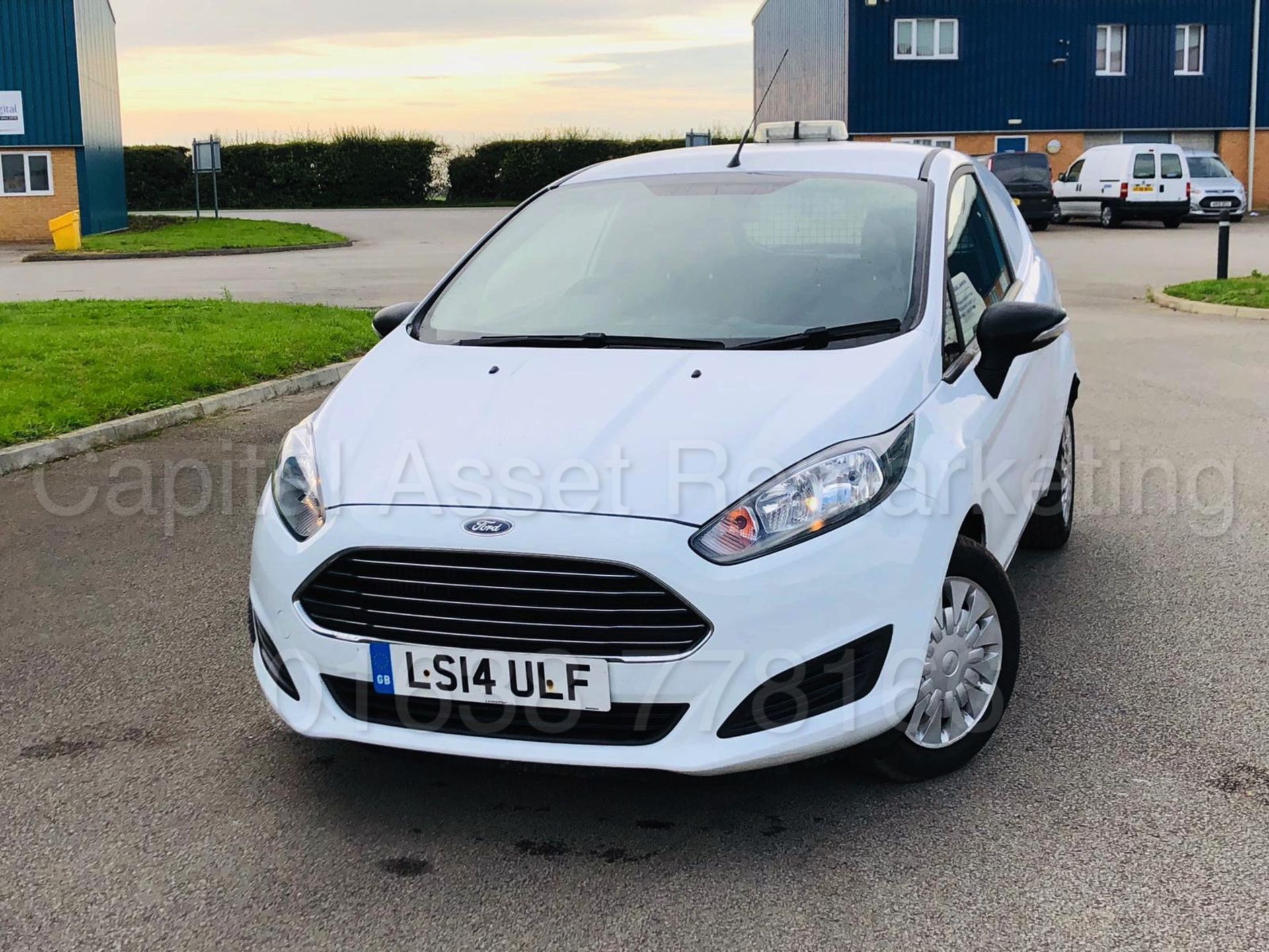 (On Sale) FORD FIESTA *TECH EDITION* LCV - PANEL VAN (2014) '1.6 TDCI - 5 SPEED' (STOP / START) - Image 6 of 28