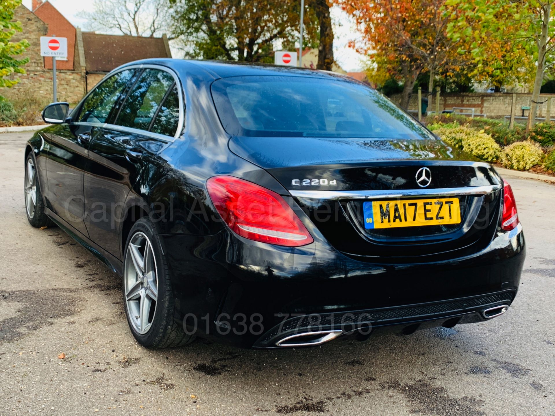 MERCEDES-BENZ C220D *AMG EDITION* (2017) '9G AUTO - LEATHER - SAT NAV' **MASSIVE SPEC** - Image 8 of 52