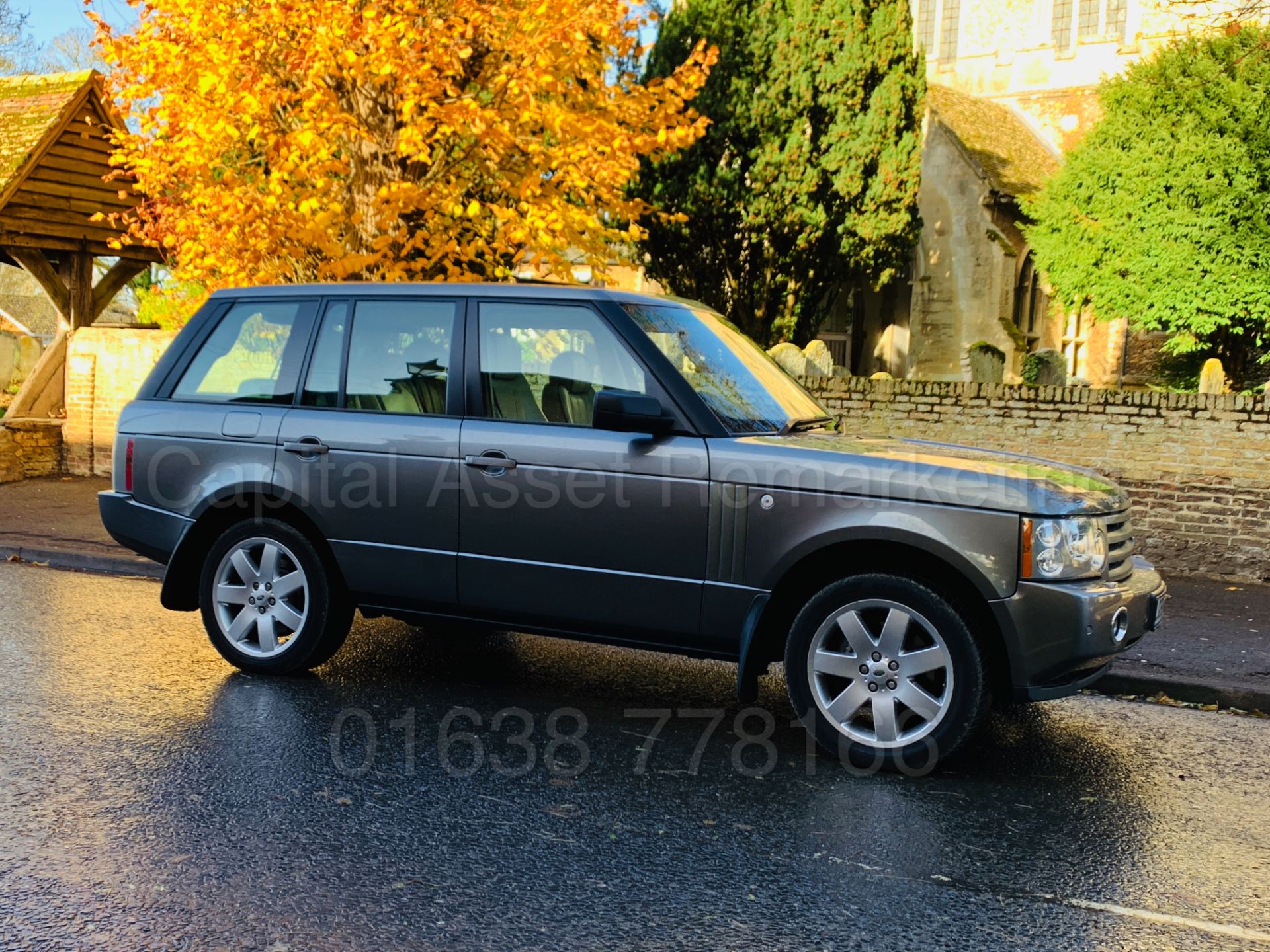 (On Sale) RANGE ROVER VOGUE *SE EDITION* (2009 MODEL) '3.6 TDV8 -272 BHP- AUTO' *HUGE SPEC* (NO VAT) - Image 14 of 56