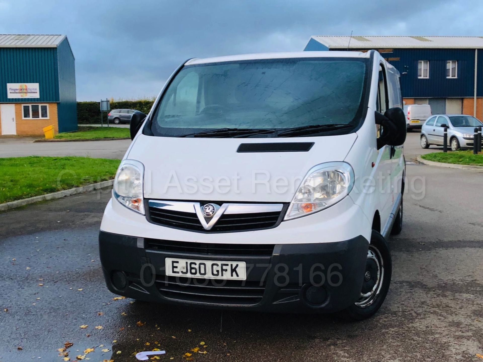 VAUXHALL VIVARO 2700 *SWB - PANEL VAN* (2011 MODEL) '2.0 CDTI - 115 BHP - 6 SPEED' - Image 4 of 29