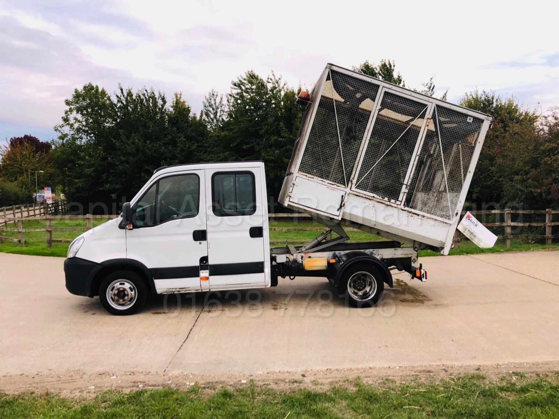 IVECO DAILY 35C12 *D/CAB - TIPPER* (2009 MODEL) '2.3 DIESEL - 115 BHP -5 SPEED' *LOW MILES*