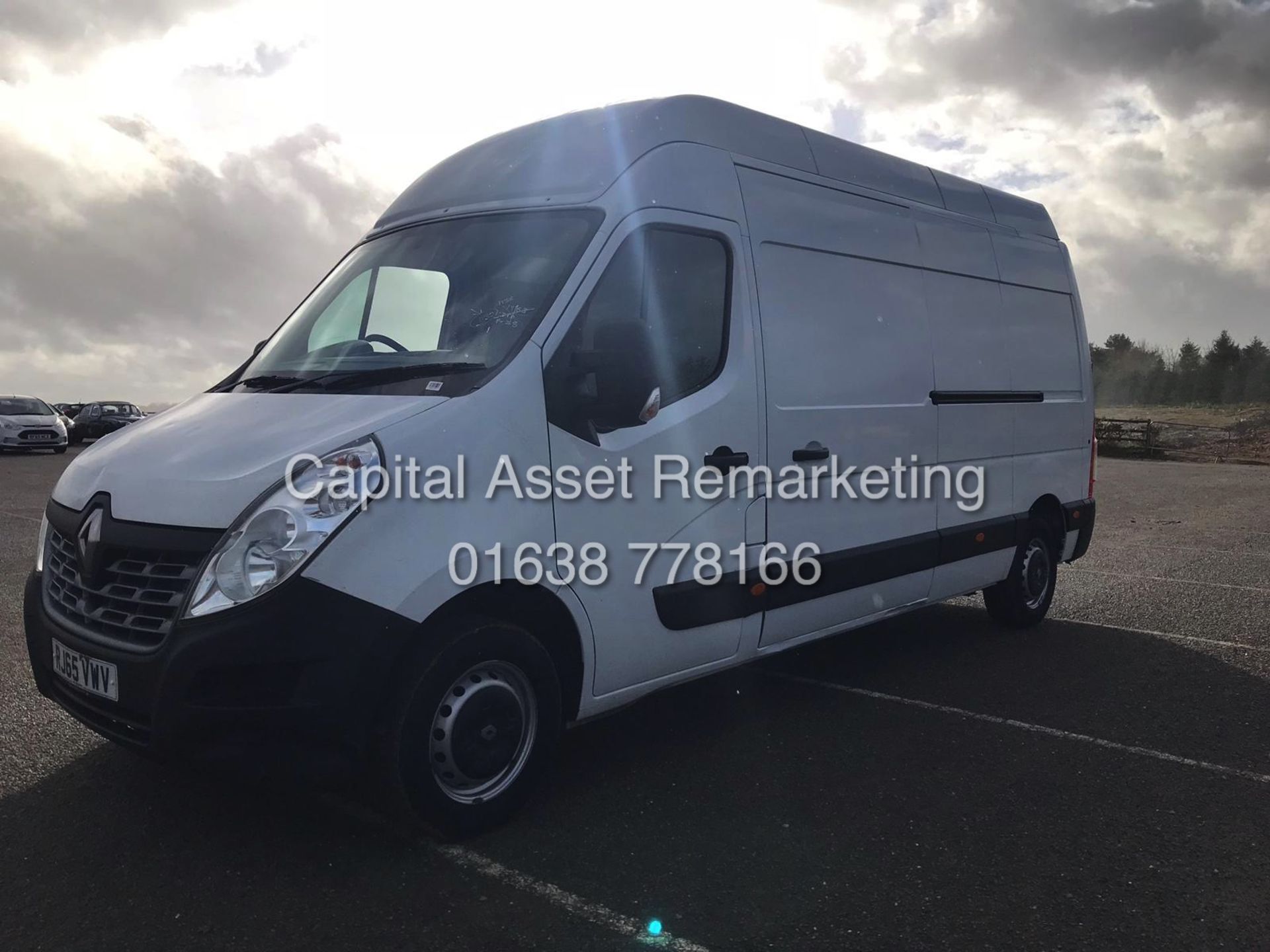 RENAULT MASTER 2.3DCI "BUSINESS EDITION" LH35 LWB/EXTRA HI TOP (2016 MODEL) HORSE BOX CONVERSION ? - Image 3 of 15