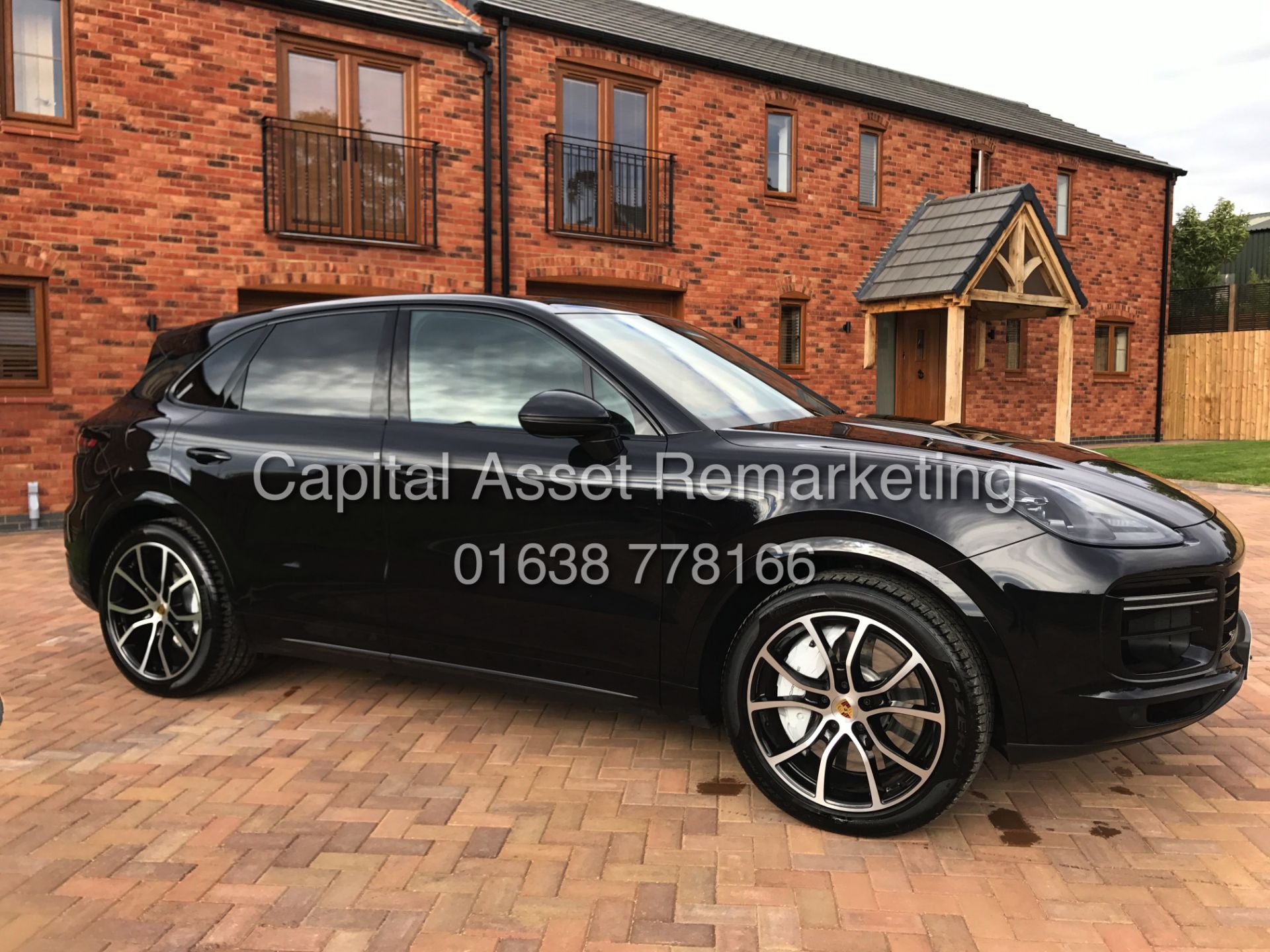 PORSCHE CAYENNE 4.0 "TURBO" (2018-ALL NEW MODEL) MONSTER SPEC-RED LEATHER-PAN ROOF 550BHP *MUST SEE* - Image 7 of 49