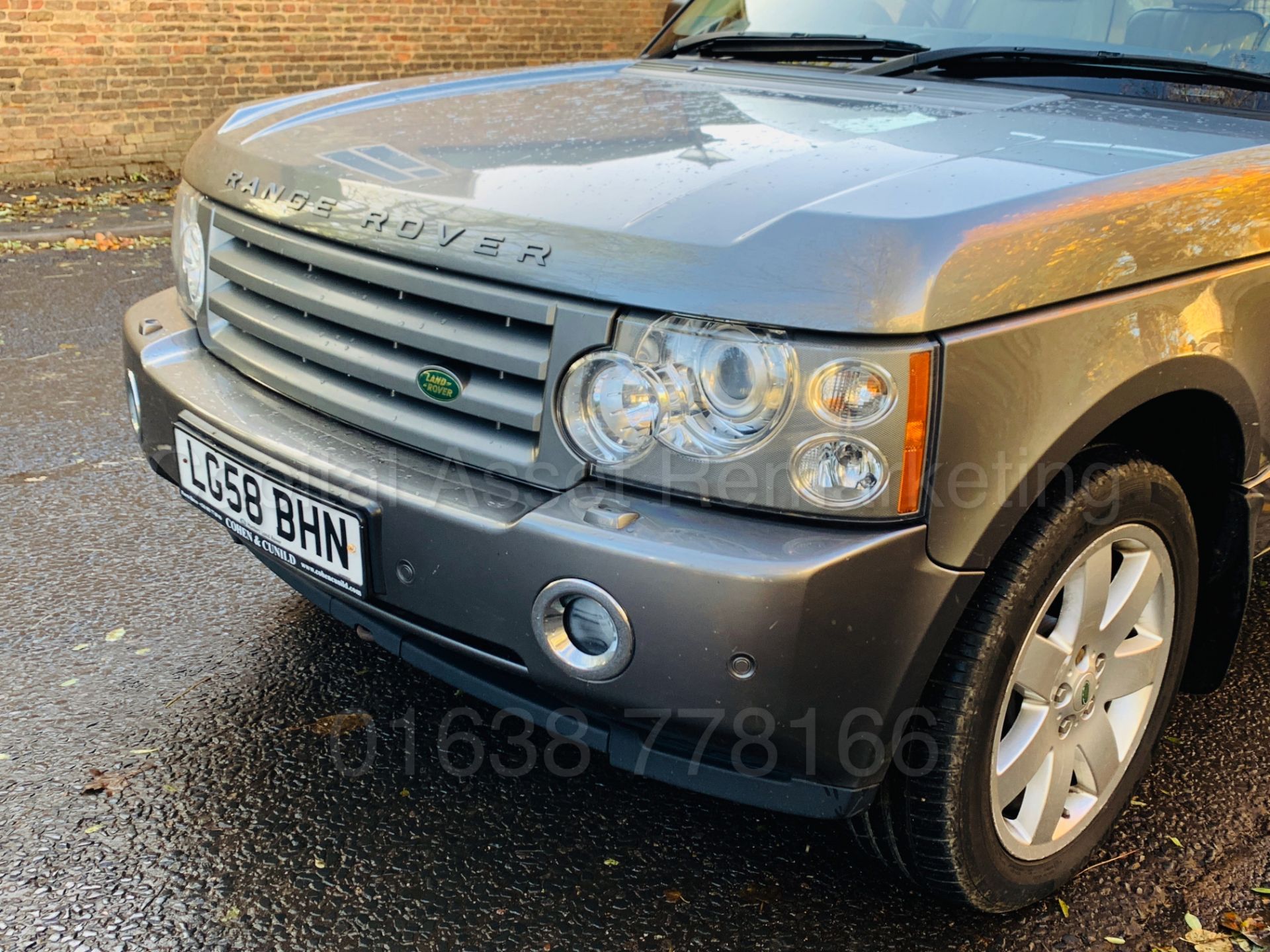 (On Sale) RANGE ROVER VOGUE *SE EDITION* (2009 MODEL) '3.6 TDV8 -272 BHP- AUTO' *HUGE SPEC* (NO VAT) - Image 16 of 56