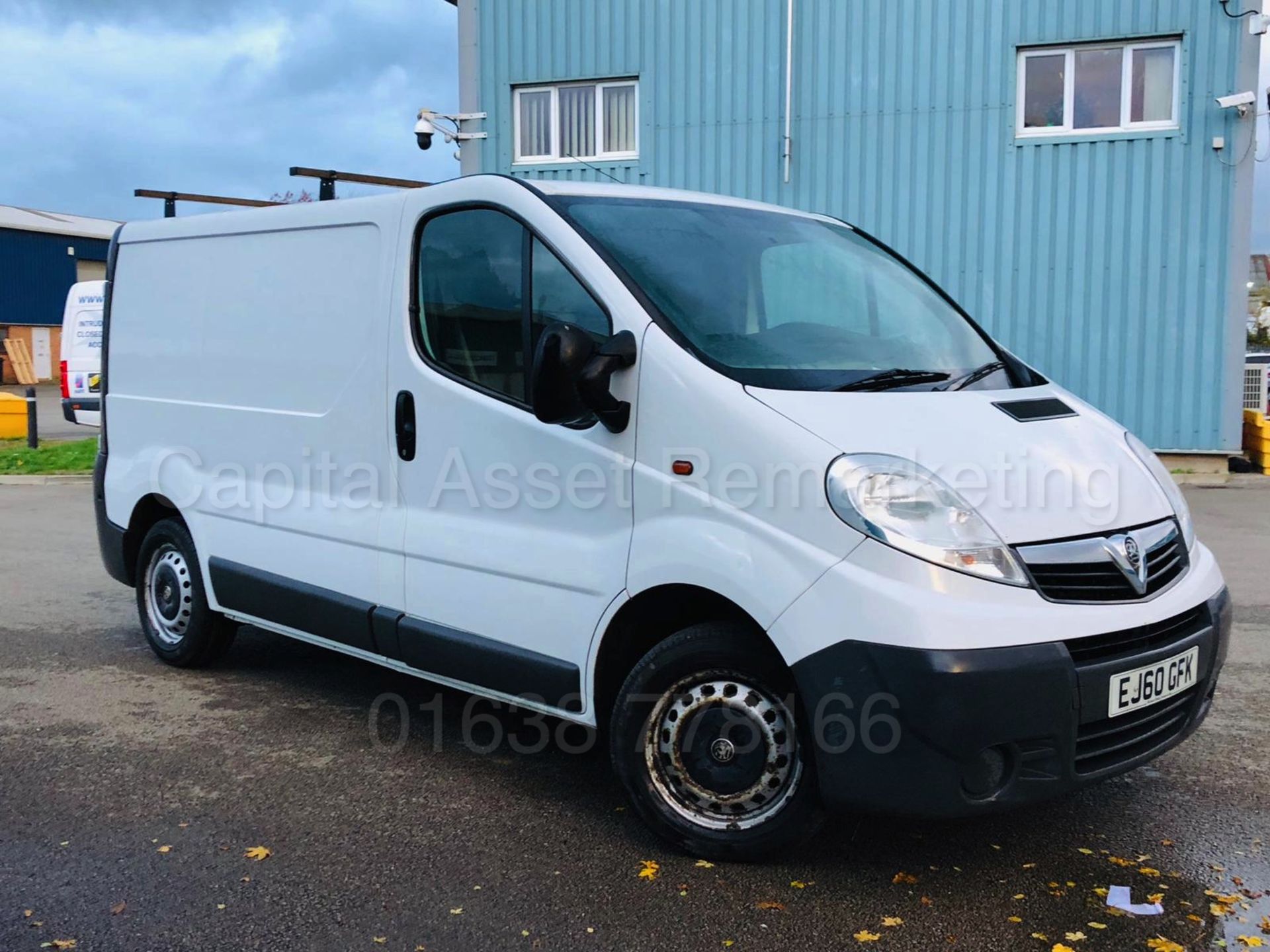 VAUXHALL VIVARO 2700 *SWB - PANEL VAN* (2011 MODEL) '2.0 CDTI - 115 BHP - 6 SPEED' - Image 3 of 29