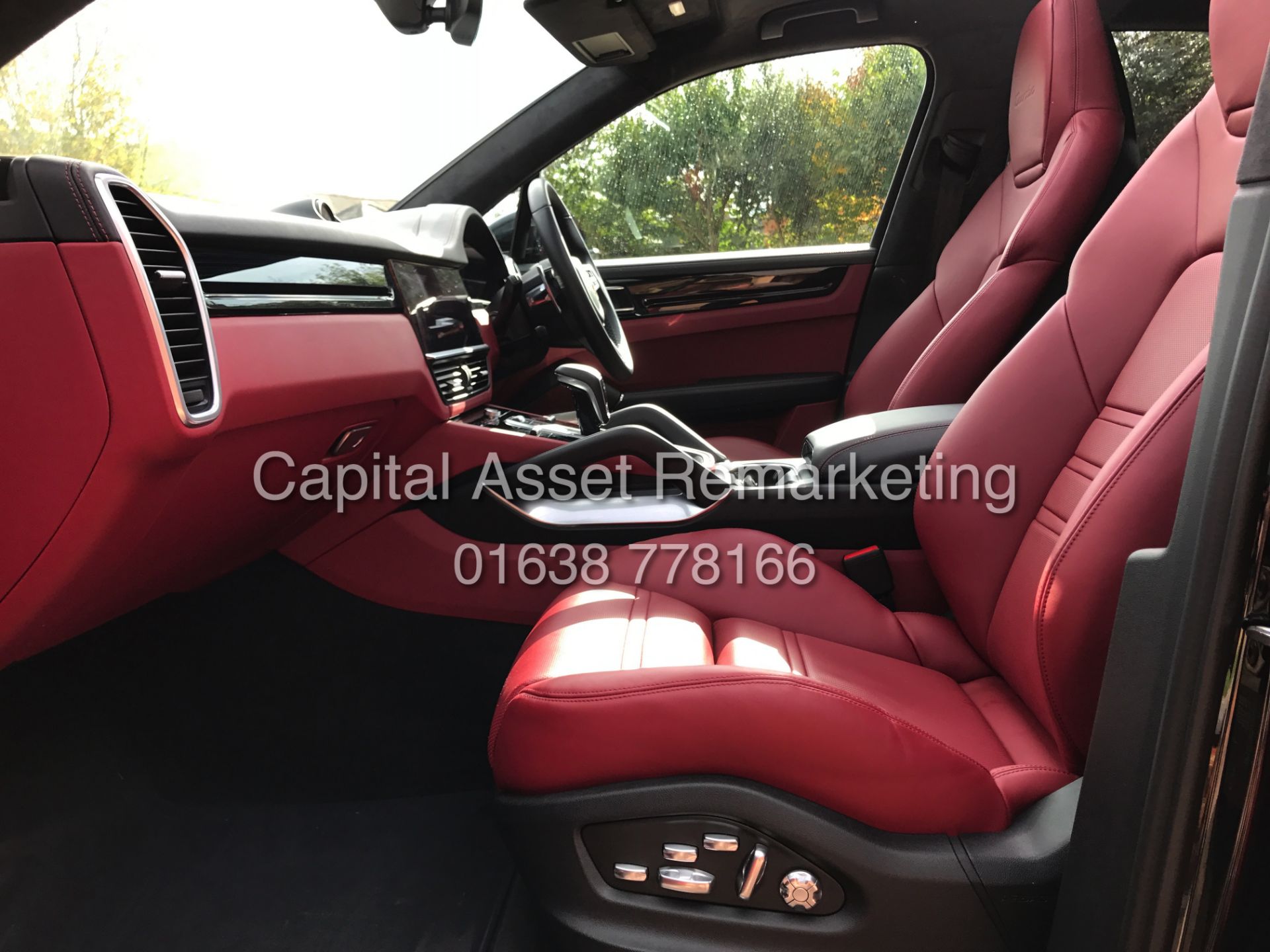 PORSCHE CAYENNE 4.0 "TURBO" (2018-ALL NEW MODEL) MONSTER SPEC-RED LEATHER-PAN ROOF 550BHP *MUST SEE* - Image 24 of 49