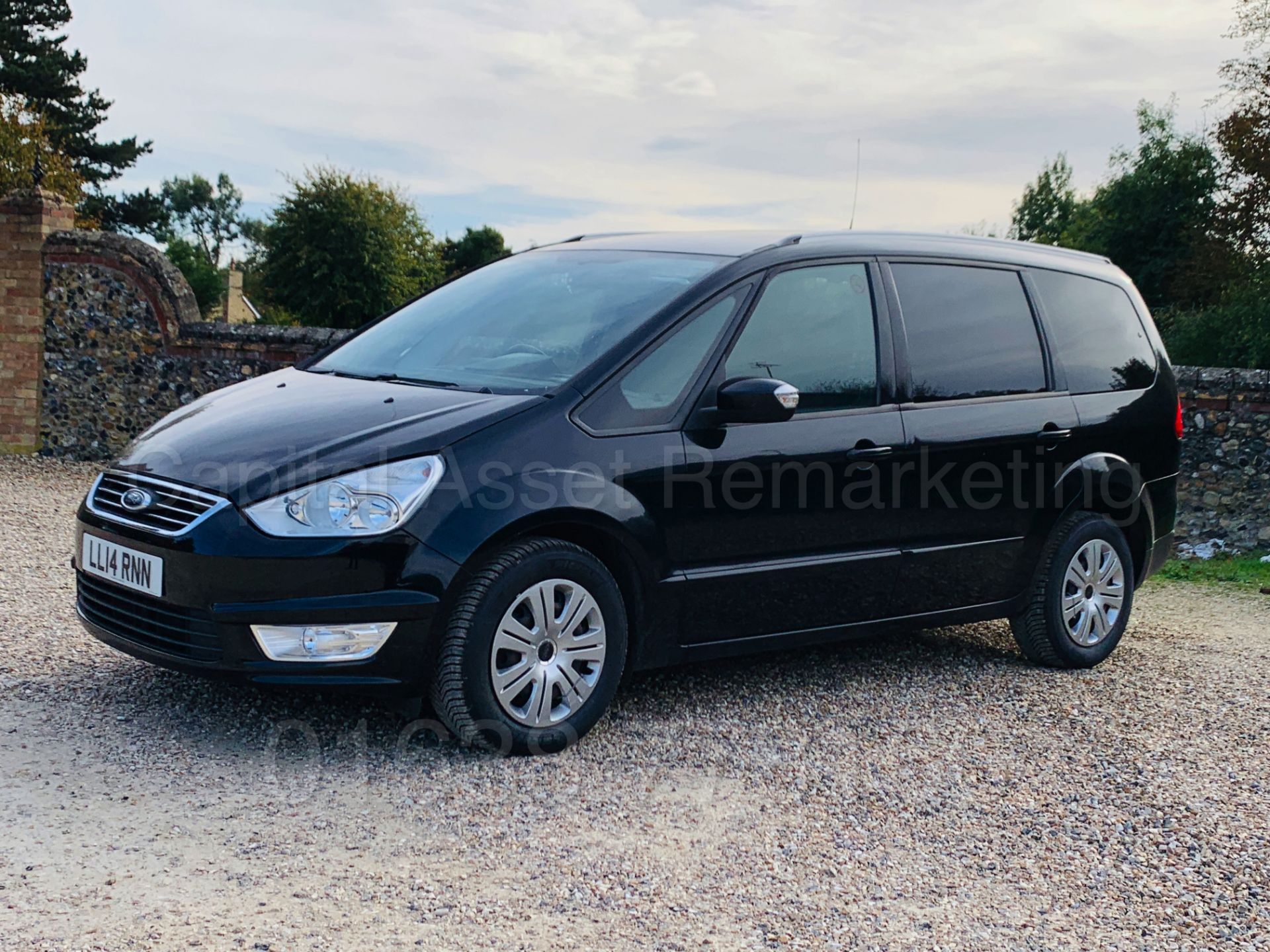 (On Sale) FORD GALAXY **ZETEC** 7 SEATER MPV (2014) 2.0 TDCI - 140 BHP - AUTO POWER SHIFT (1 OWNER) - Bild 6 aus 36