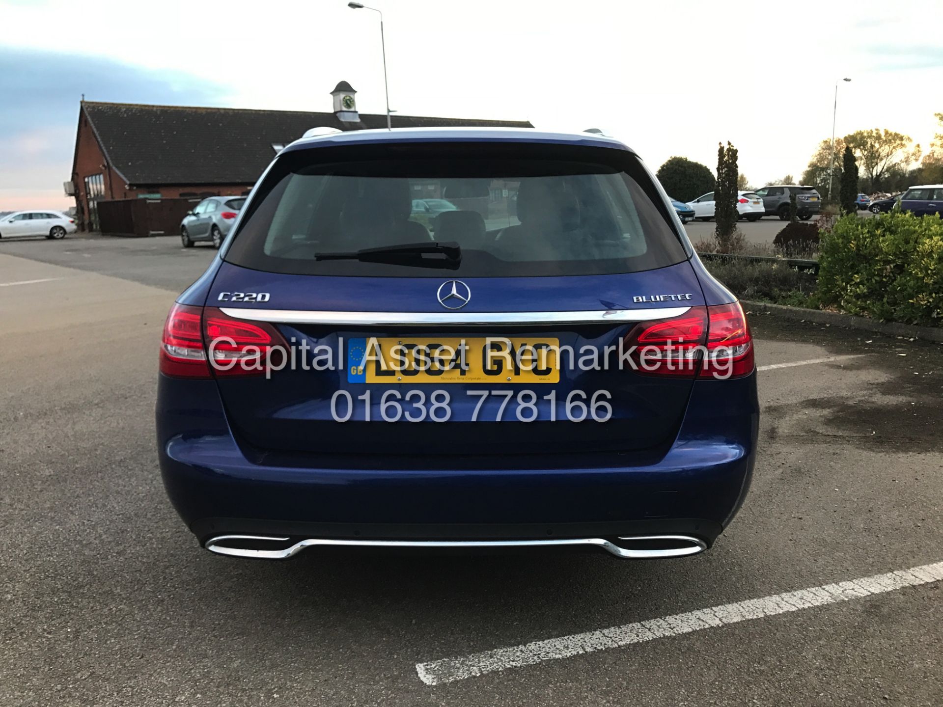 ON SALE MERCEDES C220D "SPORT LINE" ESTATE (2015 MODEL - NEW SHAPE) 1 OWNER - SAT NAV - LEATHER- WOW - Image 4 of 22