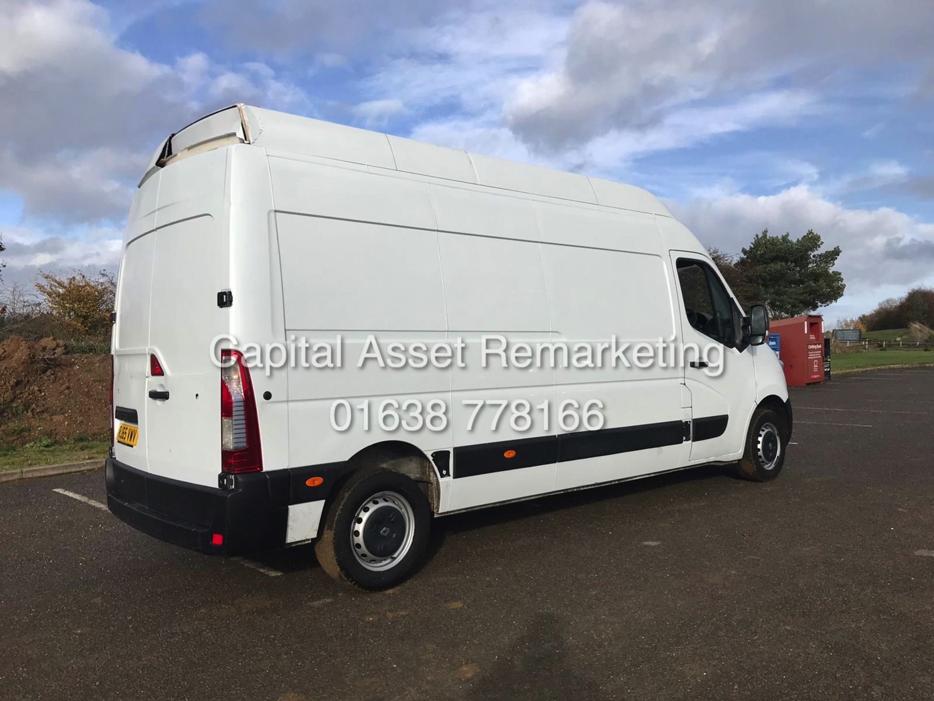 RENAULT MASTER 2.3DCI "BUSINESS EDITION" LH35 LWB/EXTRA HI TOP (2016 MODEL) HORSE BOX CONVERSION ? - Image 15 of 15