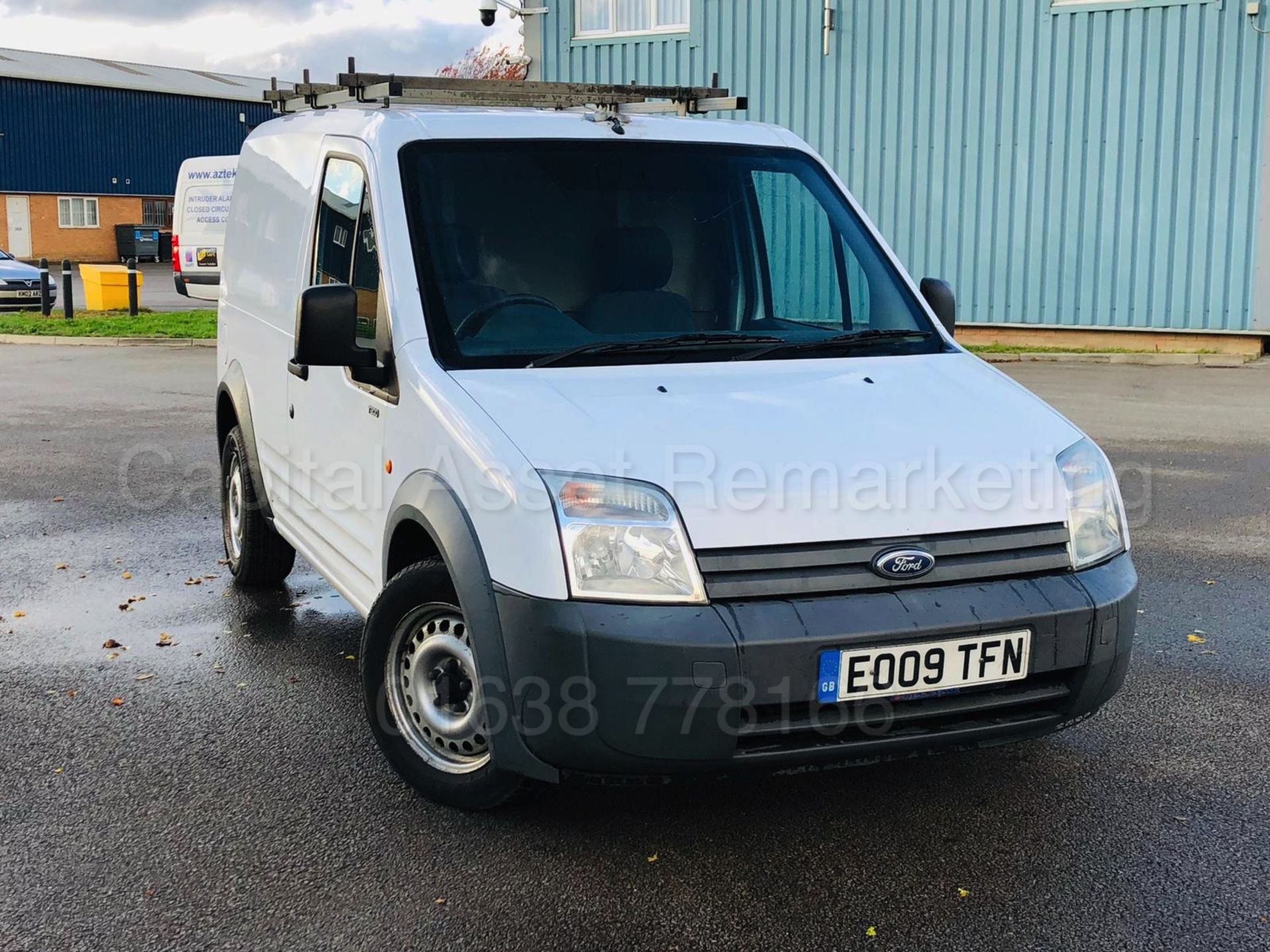 FORD TRANSIT CONNECT 75 T200 'PANEL VAN' (2009) '1.8 TDCI - 75 BHP - 5 SPEED' **LOW MILES** - Image 3 of 21