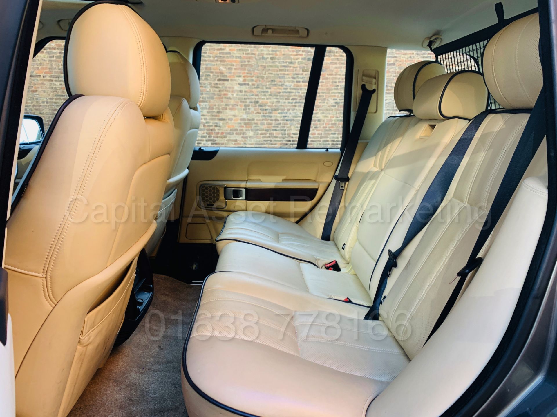 (On Sale) RANGE ROVER VOGUE *SE EDITION* (2009 MODEL) '3.6 TDV8 -272 BHP- AUTO' *HUGE SPEC* (NO VAT) - Image 28 of 56