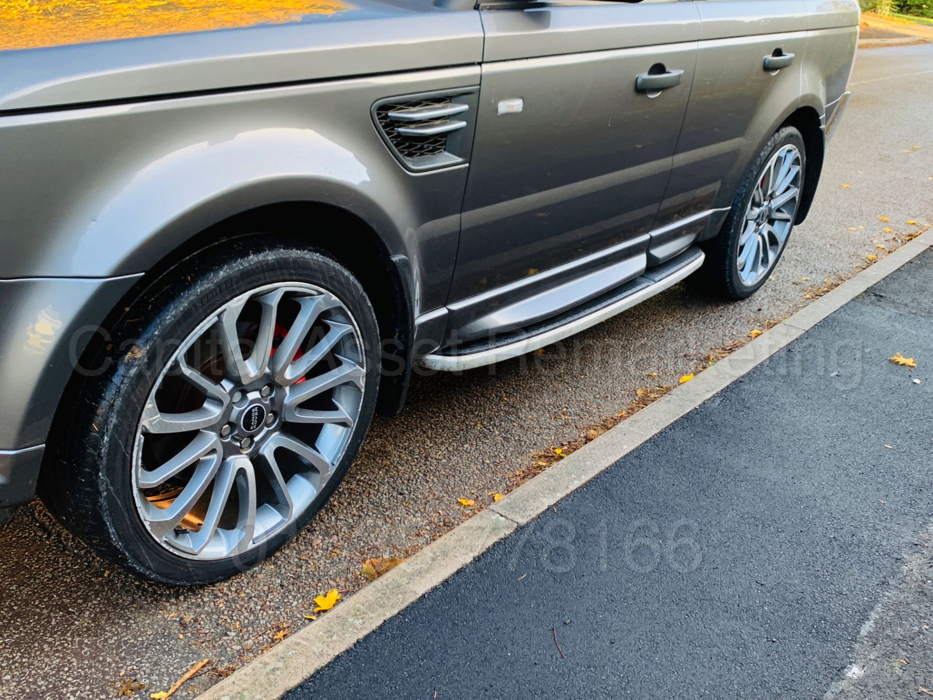 (On Sale) RANGE ROVER SPORT (2010 MODEL) '3.0 TDV6 - 245 BHP - AUTO' *LEATHER - SAT NAV* (LOOK) - Bild 18 aus 56