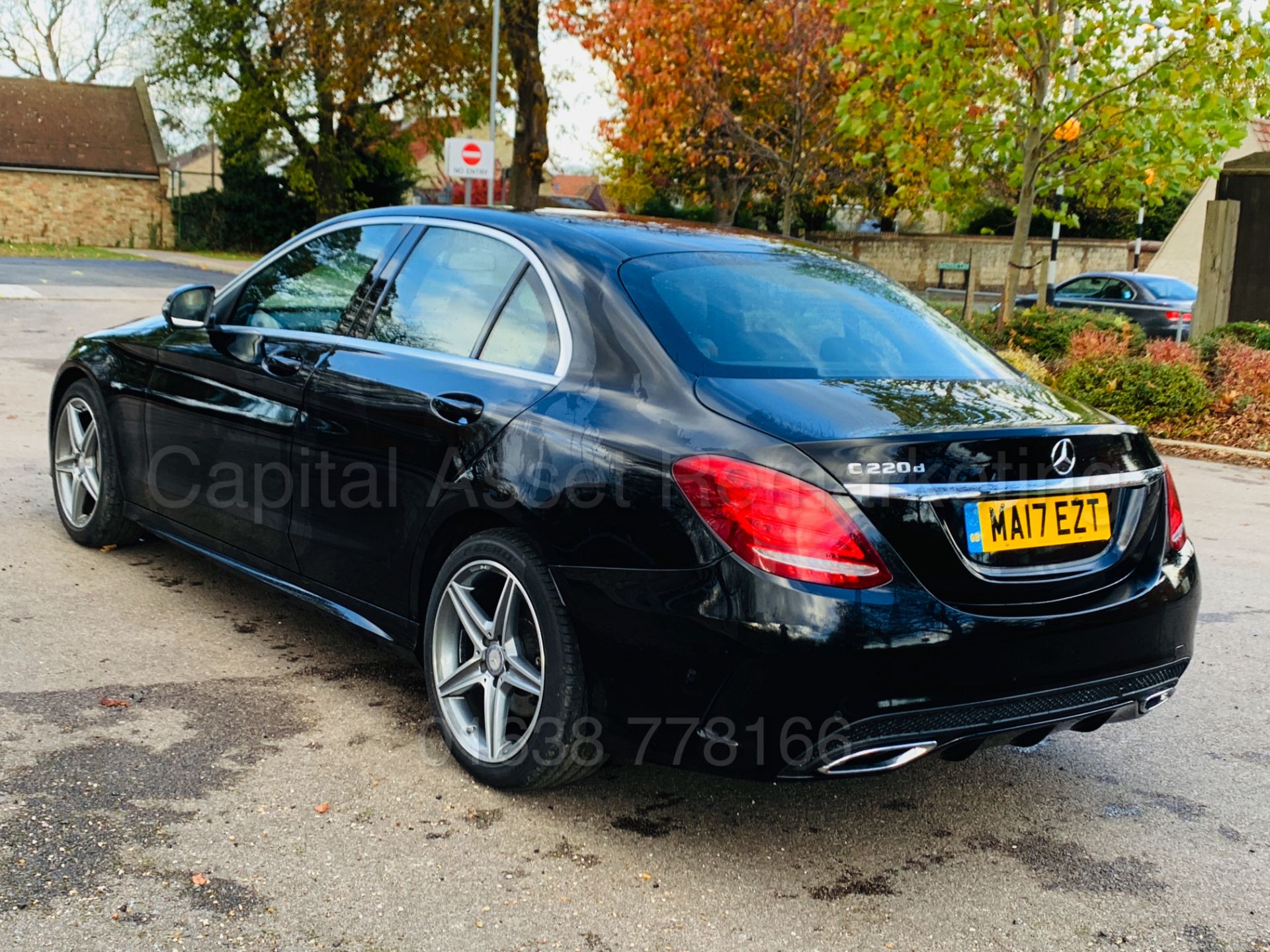 MERCEDES-BENZ C220D *AMG EDITION* (2017) '9G AUTO - LEATHER - SAT NAV' **MASSIVE SPEC** - Image 7 of 52