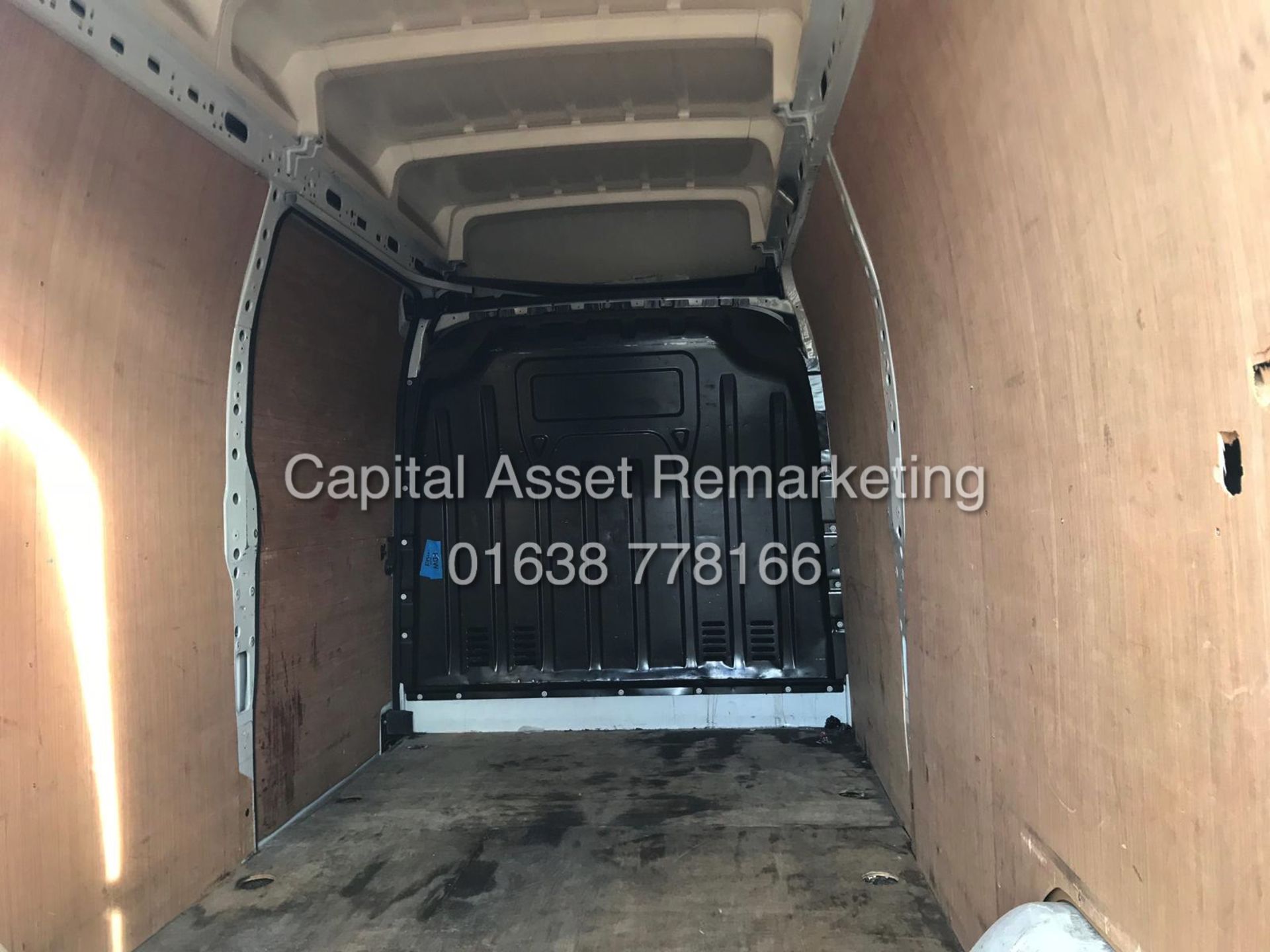RENAULT MASTER 2.3DCI "BUSINESS EDITION" LH35 LWB/EXTRA HI TOP (2016 MODEL) HORSE BOX CONVERSION ? - Image 13 of 15