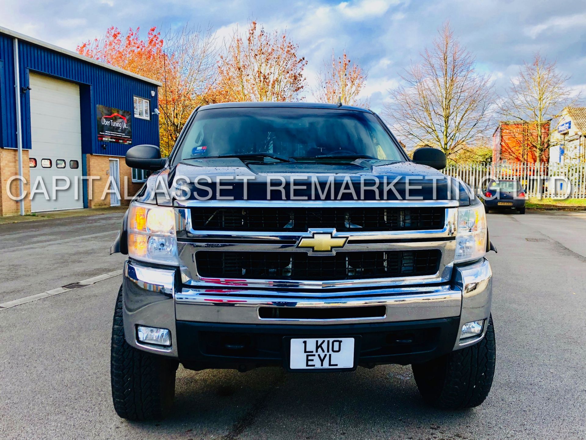 CHEVROLET SILVERADO 2500HD *MONSTER TRUCK* (2010) '6.6L V8 DIESEL - AUTO' (6 SEATER KING-CAB) *LOOK* - Image 6 of 50