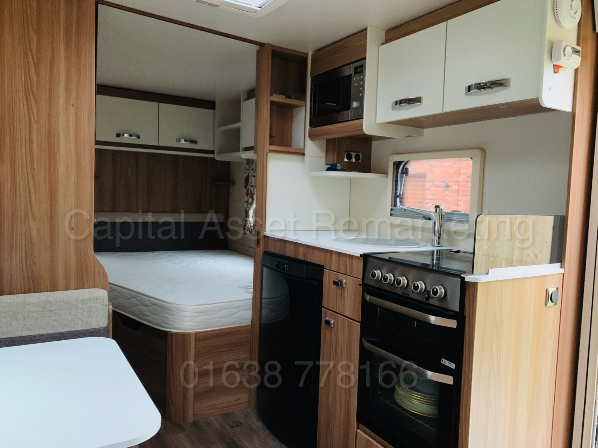 SWIFT 'AVENTURA Q6 EW' *6 BERTH LUXURY TOURING CARAVAN* (2019 MODEL) **BRAND NEW / UN-USED** - Image 40 of 49