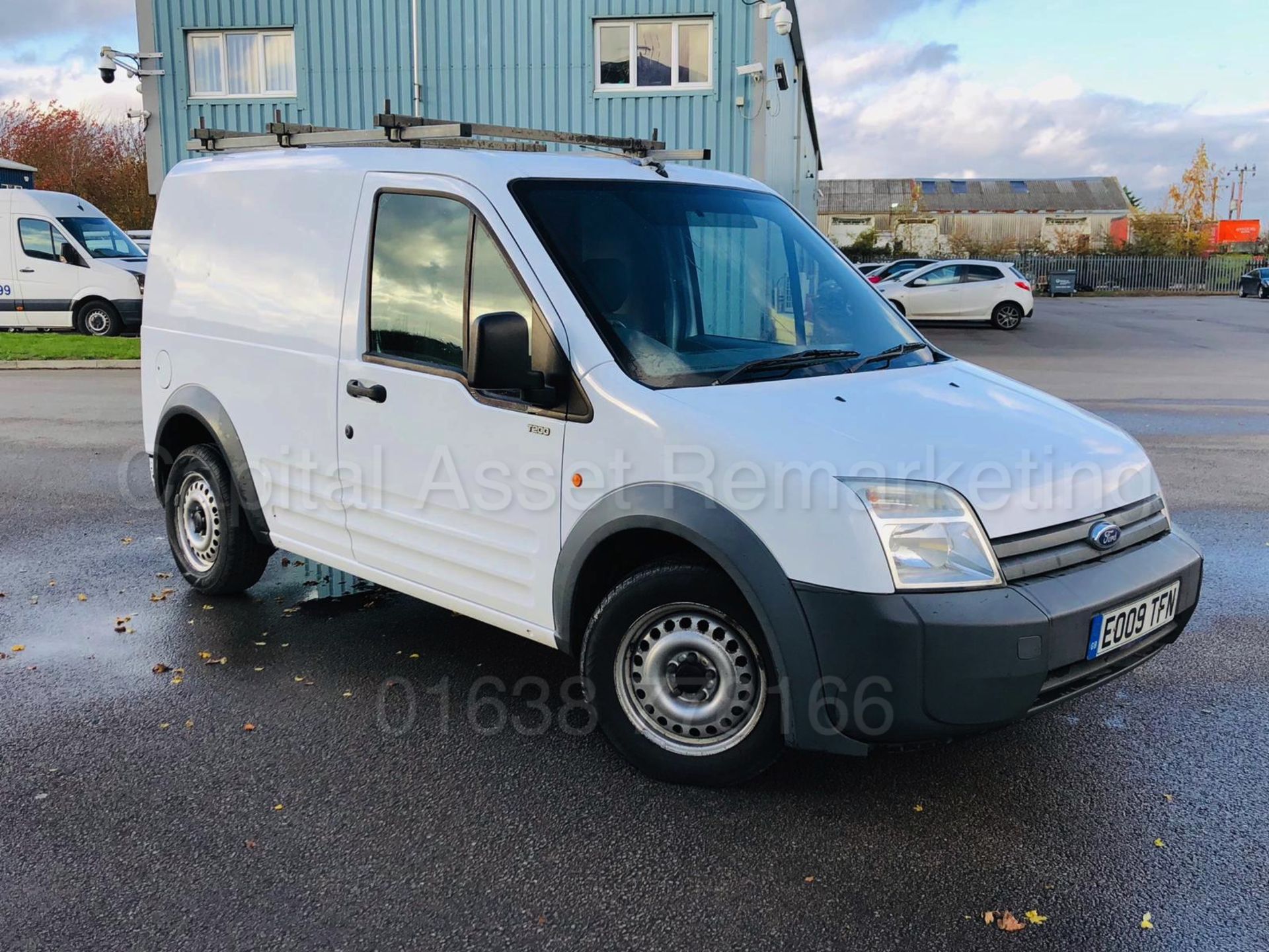 FORD TRANSIT CONNECT 75 T200 'PANEL VAN' (2009) '1.8 TDCI - 75 BHP - 5 SPEED' **LOW MILES** - Image 2 of 21